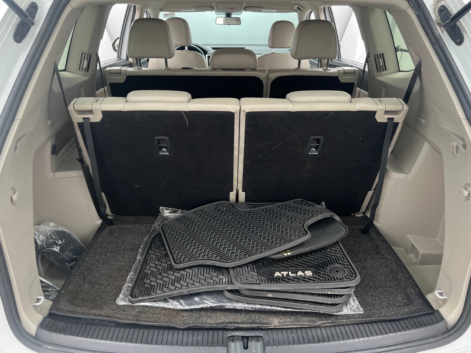 Thumbnail: 2018 Volkswagen Atlas - 6
