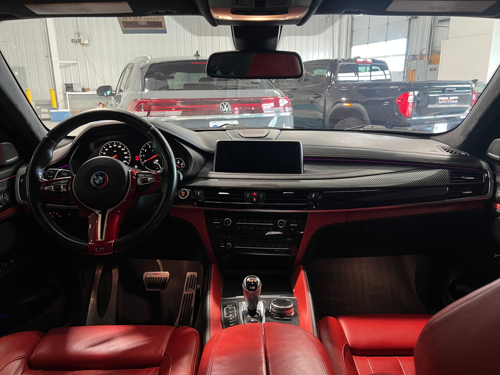 Thumbnail: 2016 BMW X6 - 2
