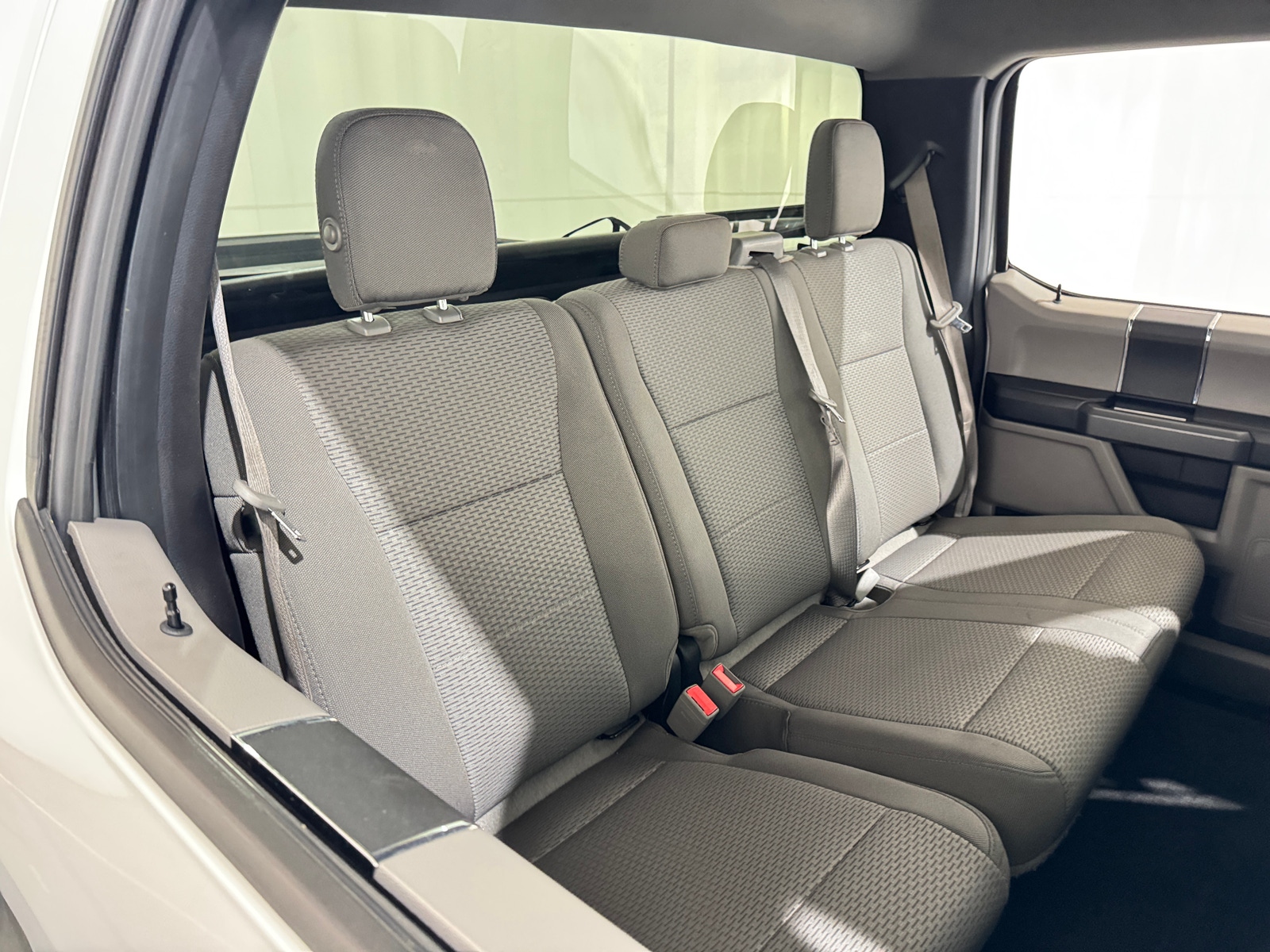 Thumbnail: 2018 Ford Econoline - 6