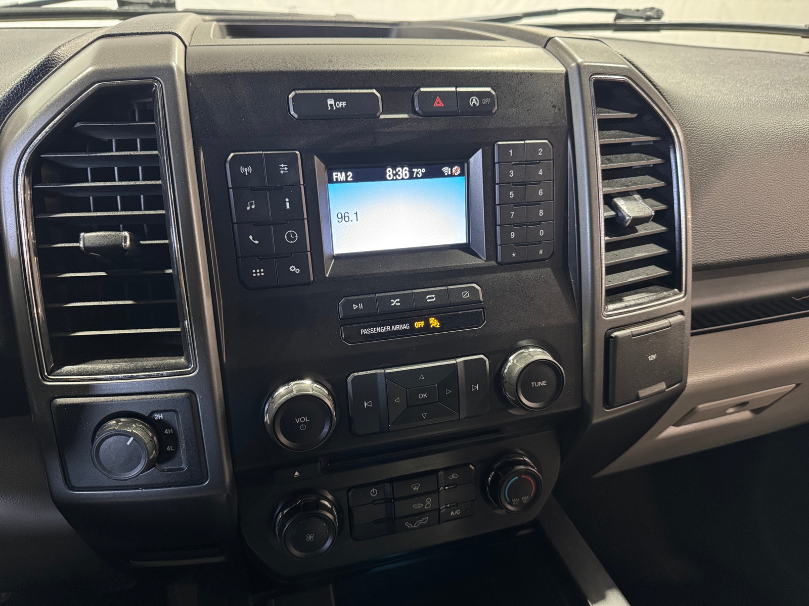 Thumbnail: 2018 Ford Econoline - 4