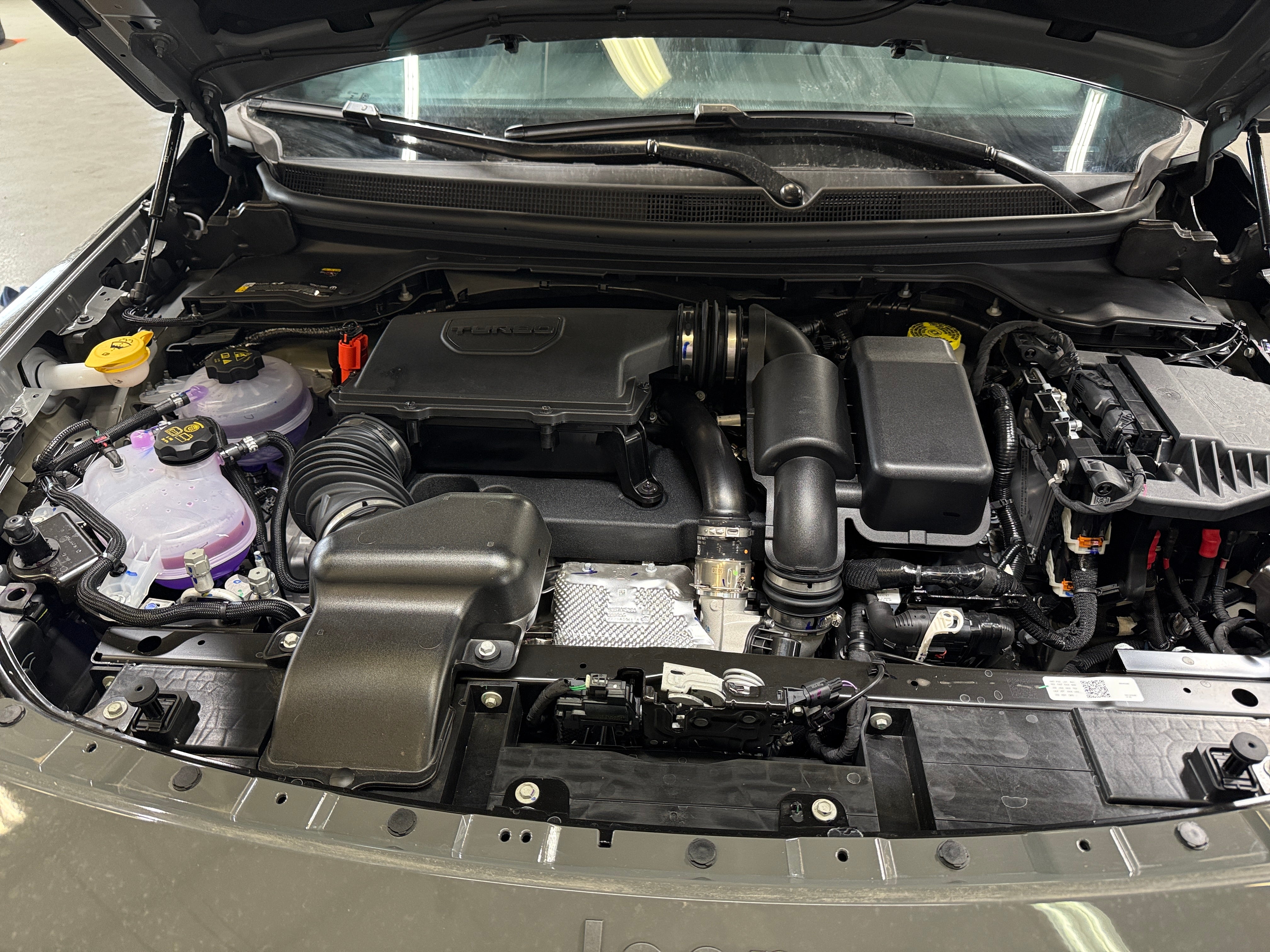 2026 Jeep Cherokee Laredo HEV 4X4's photo