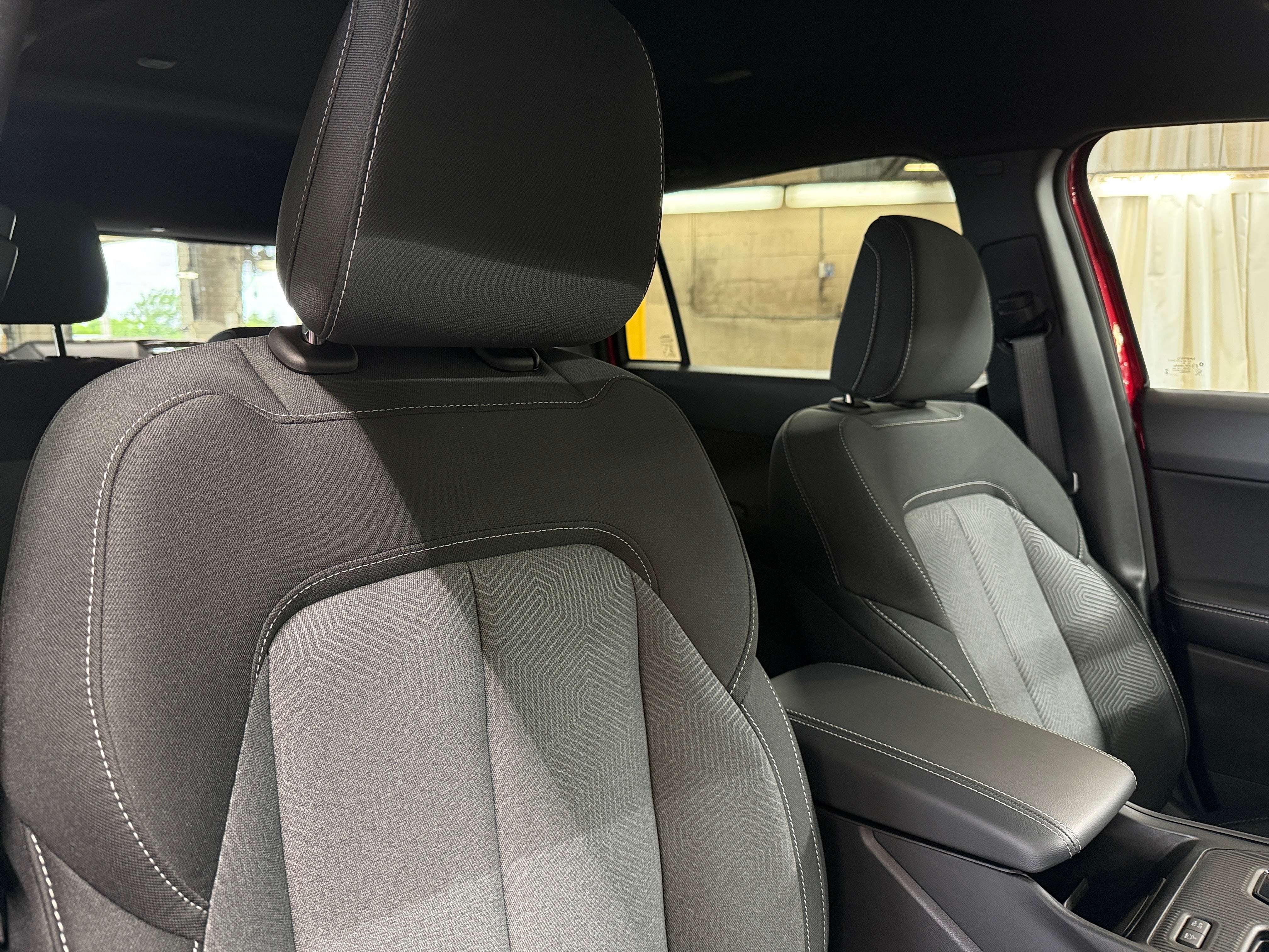 2026 Jeep Cherokee Laredo HEV 4X4's photo