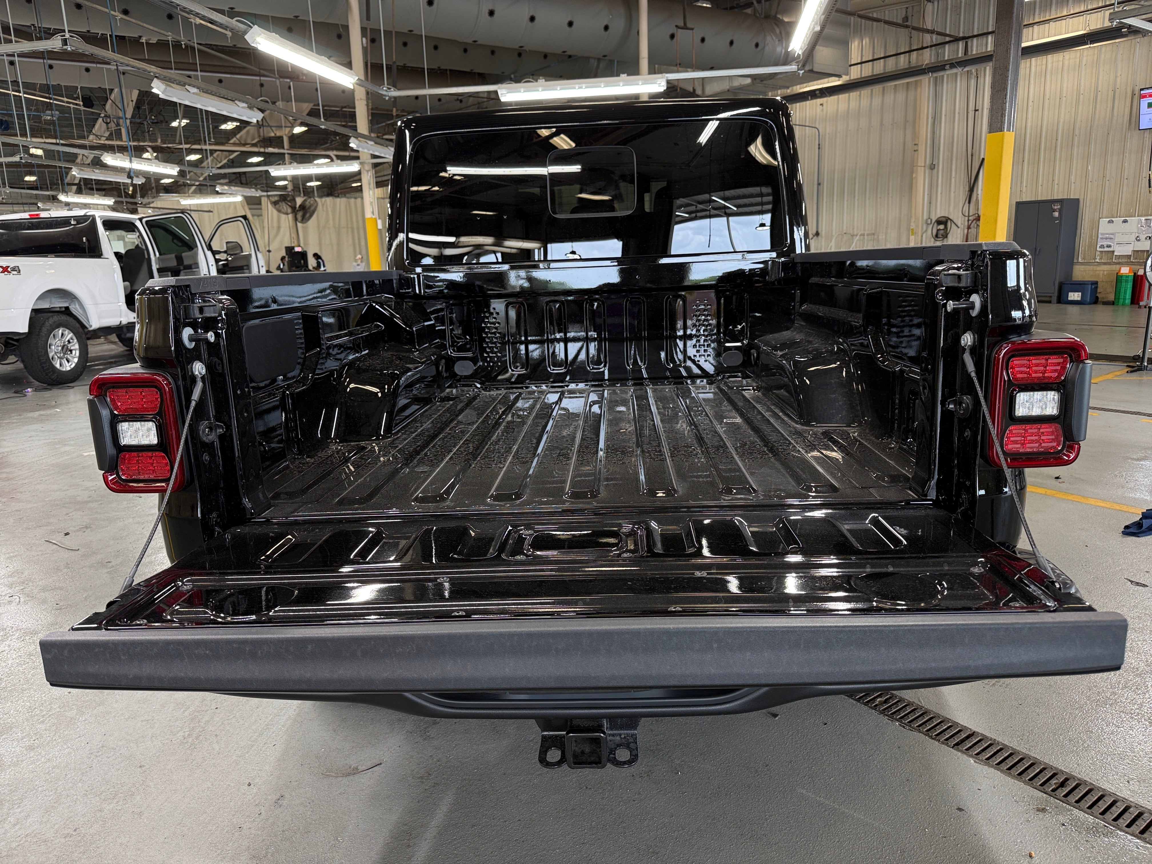 2026 Jeep Gladiator Rubicon Auto's photo