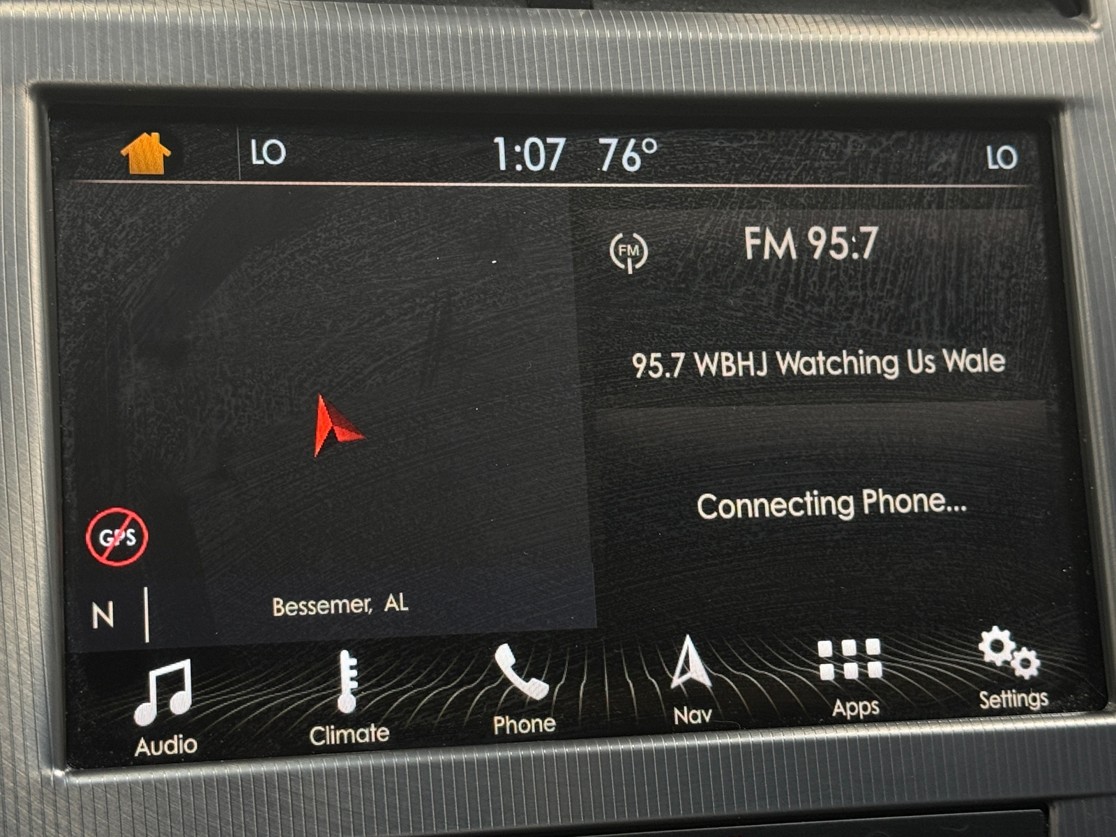 Thumbnail: 2017 Lincoln MKZ - 3