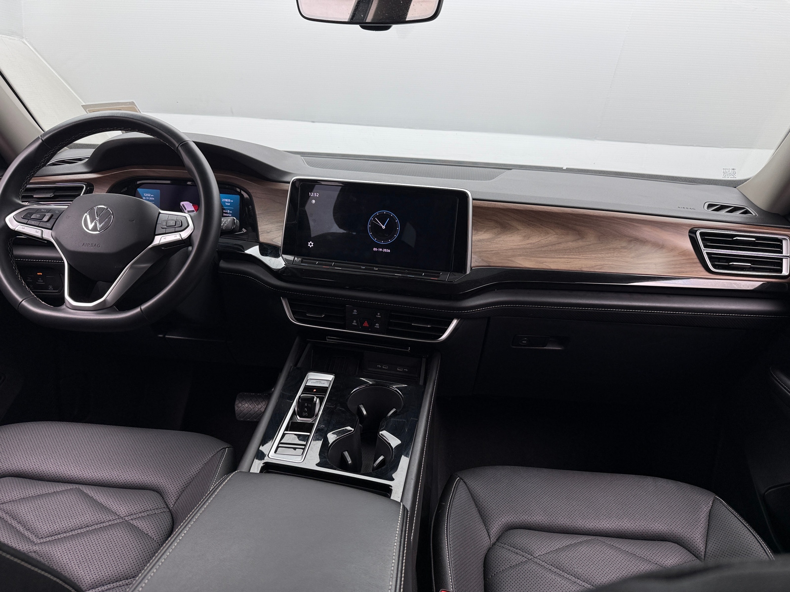 Thumbnail: 2025 Volkswagen Atlas - 2