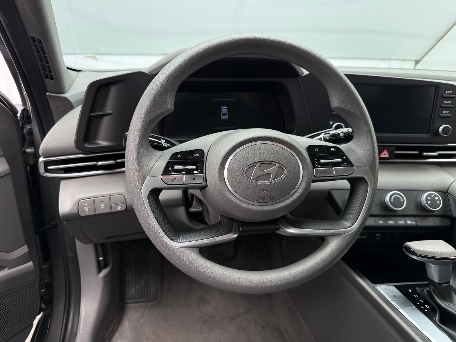 Thumbnail: 2024 Hyundai Elantra - 5