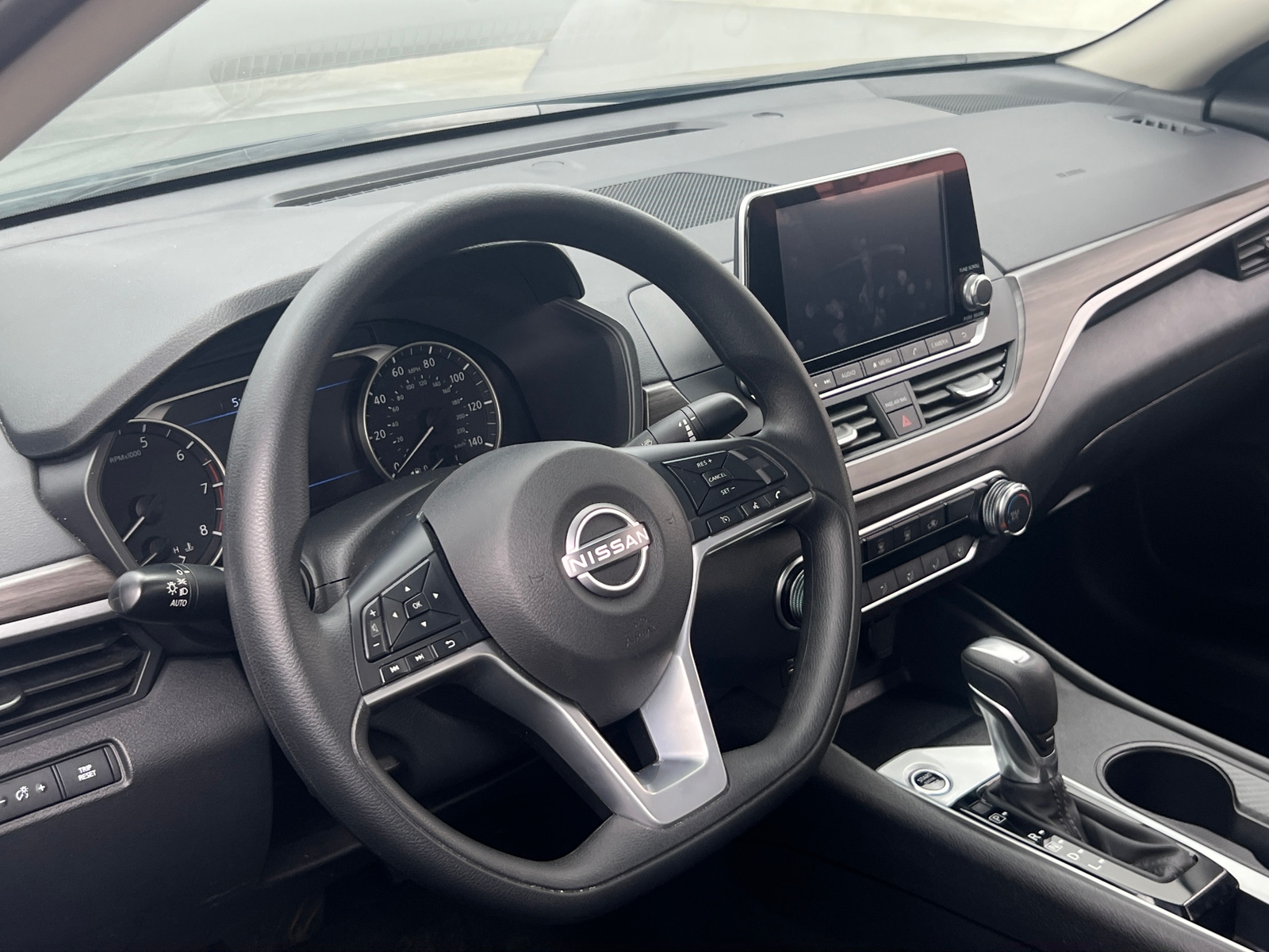 Thumbnail: 2025 Nissan Altima - 5