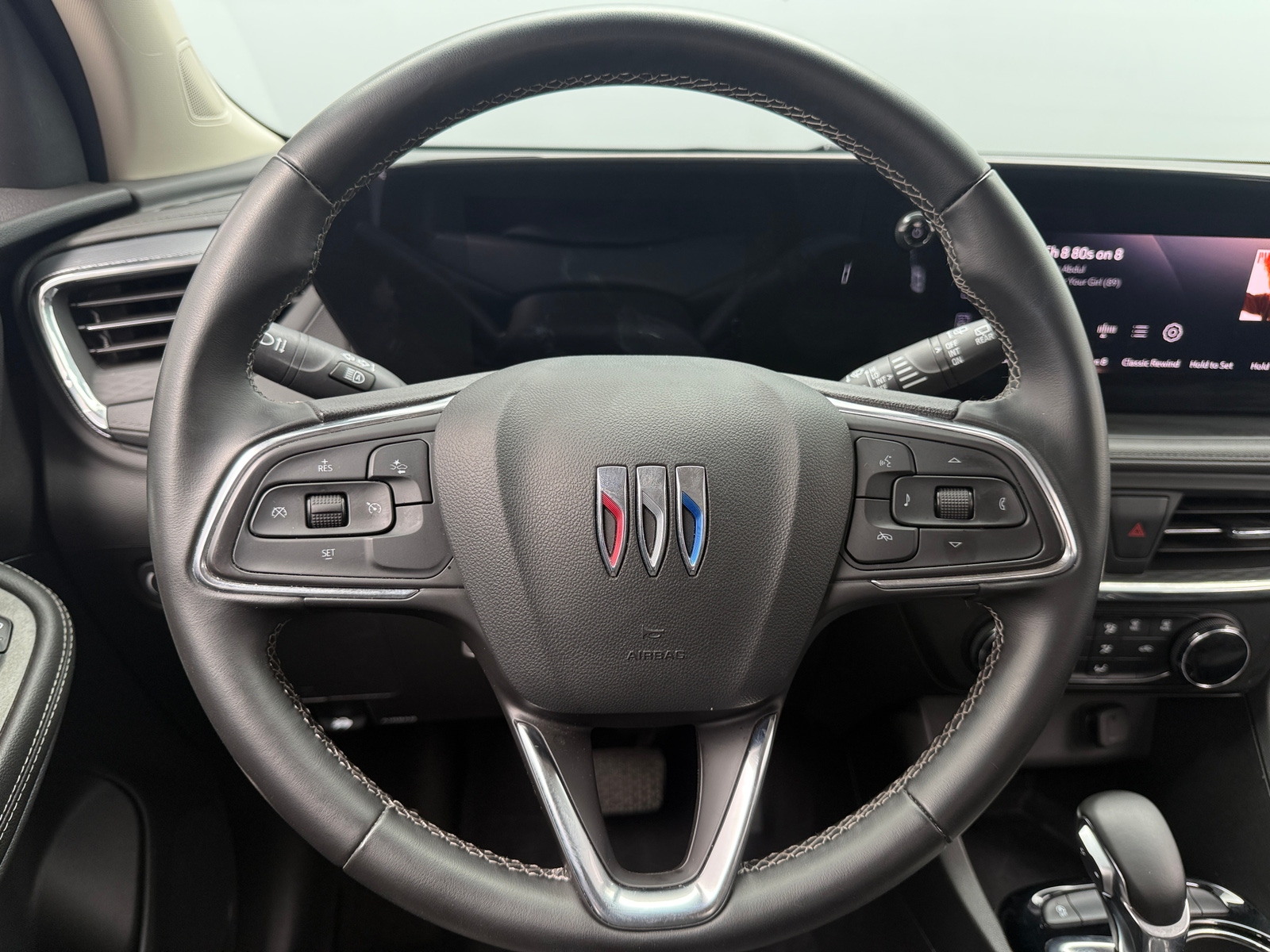 Thumbnail: 2025 Buick Encore GX - 4