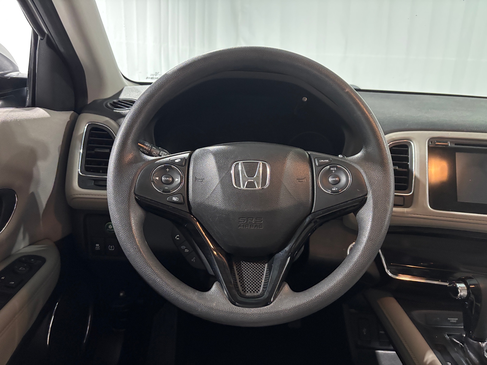 Thumbnail: 2017 Honda HR-V - 5