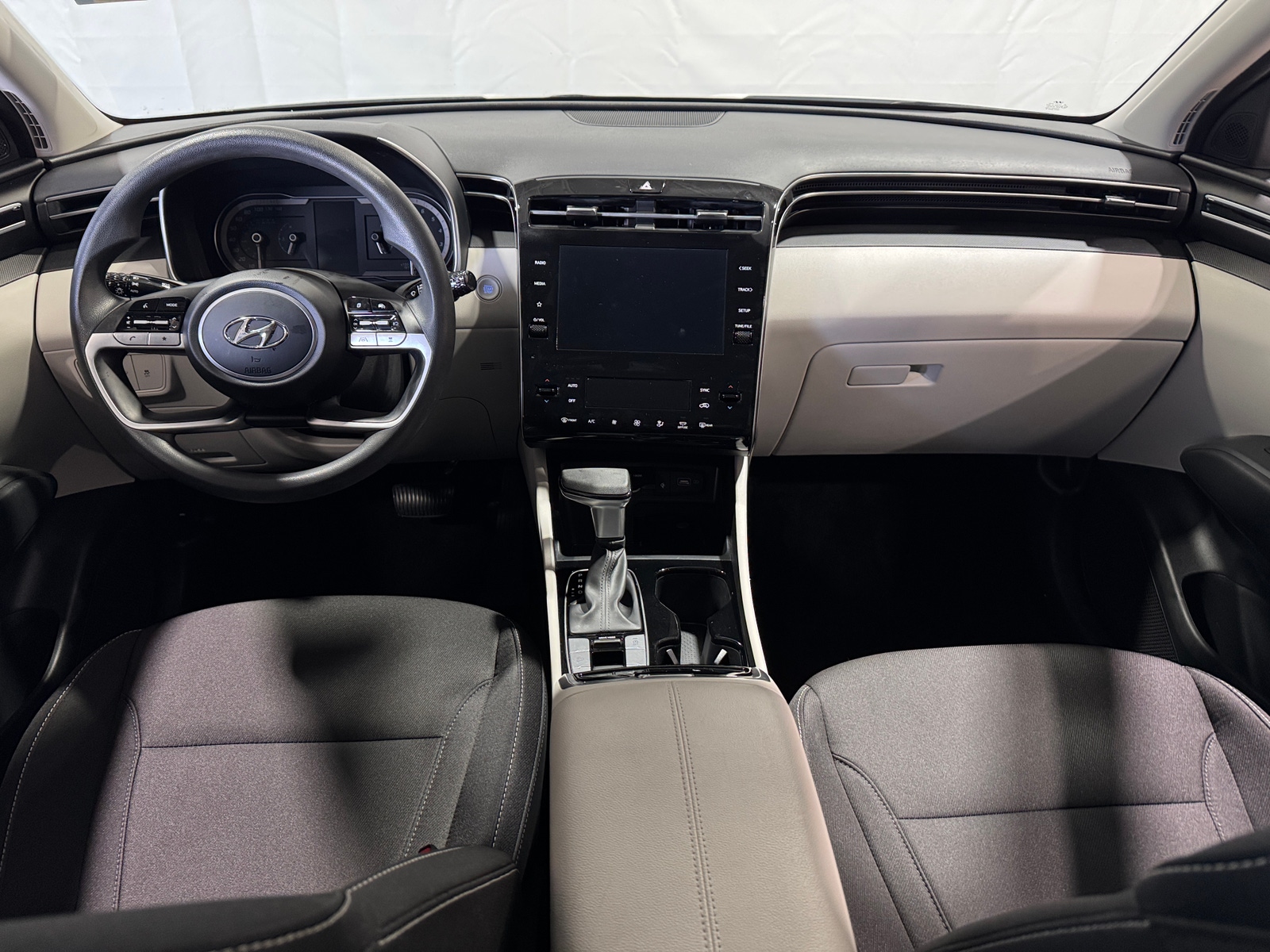 Thumbnail: 2024 Hyundai Tucson - 3