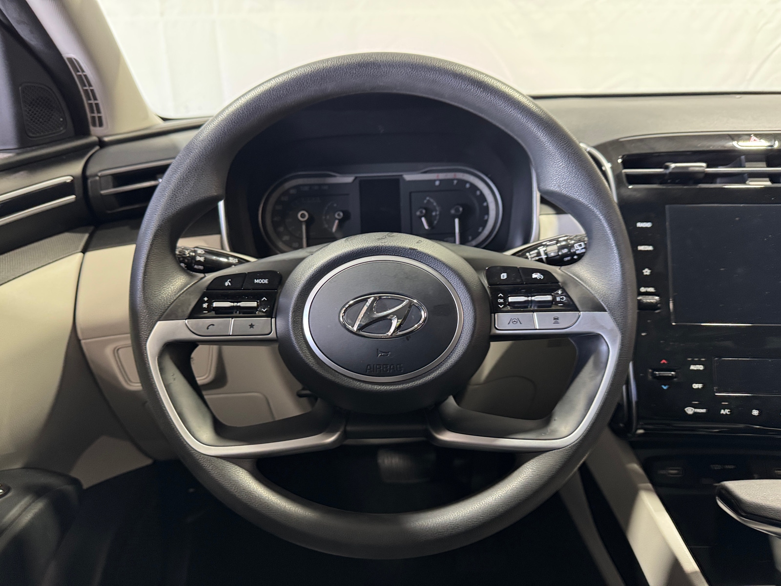 Thumbnail: 2024 Hyundai Tucson - 5