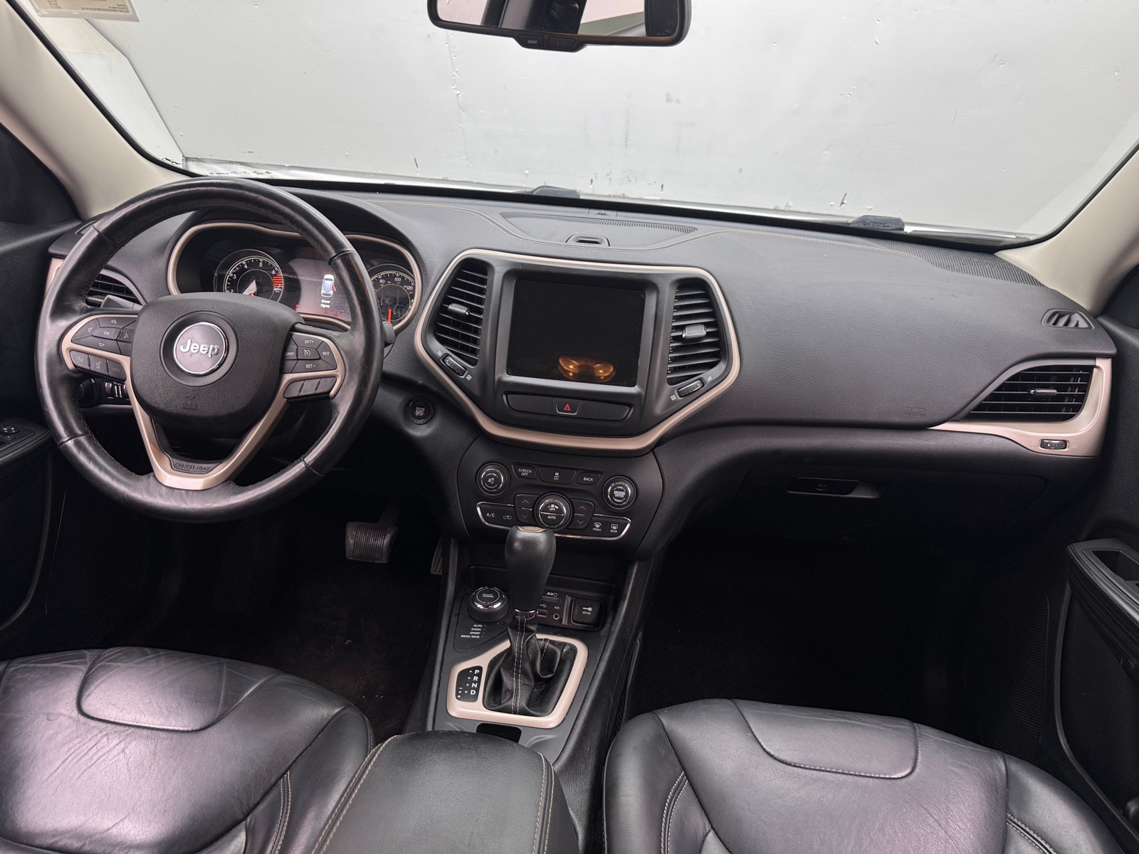 Thumbnail: 2017 Jeep Cherokee - 2