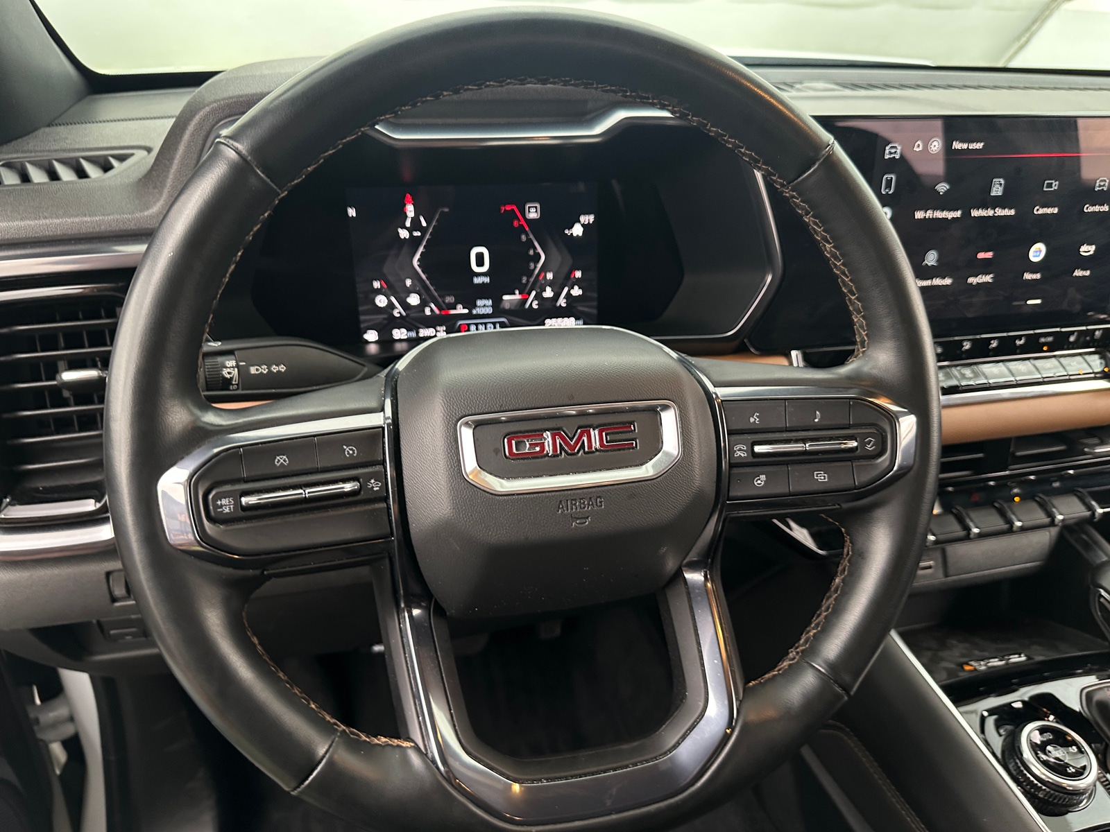 Thumbnail: 2023 GMC Canyon - 4