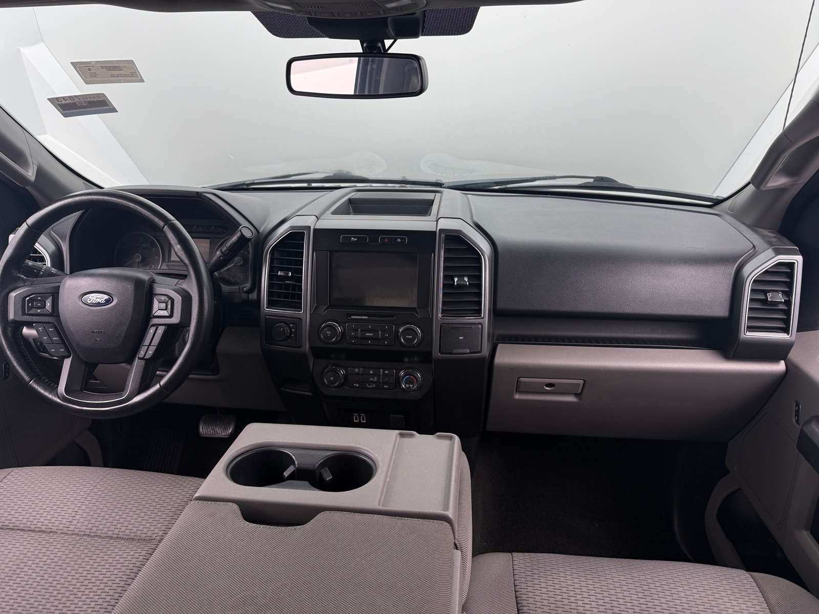 Thumbnail: 2019 Ford Econoline - 3