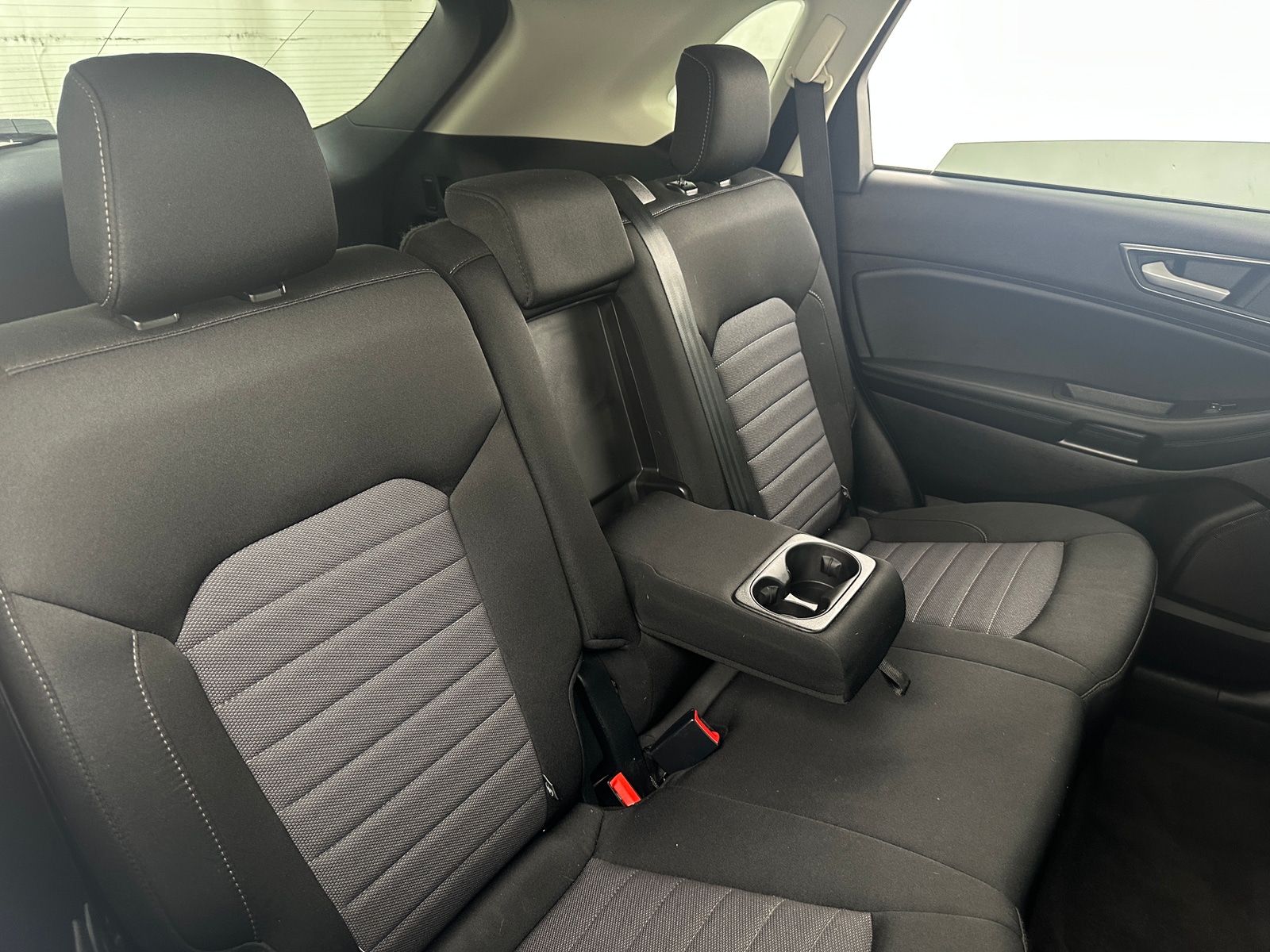 Thumbnail: 2020 Ford Edge - 6