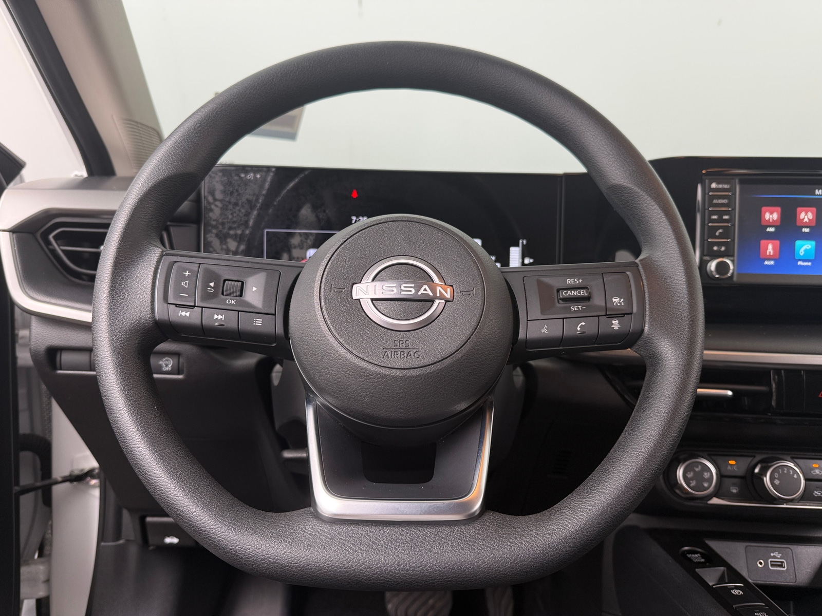 Thumbnail: 2025 Nissan Kicks - 5