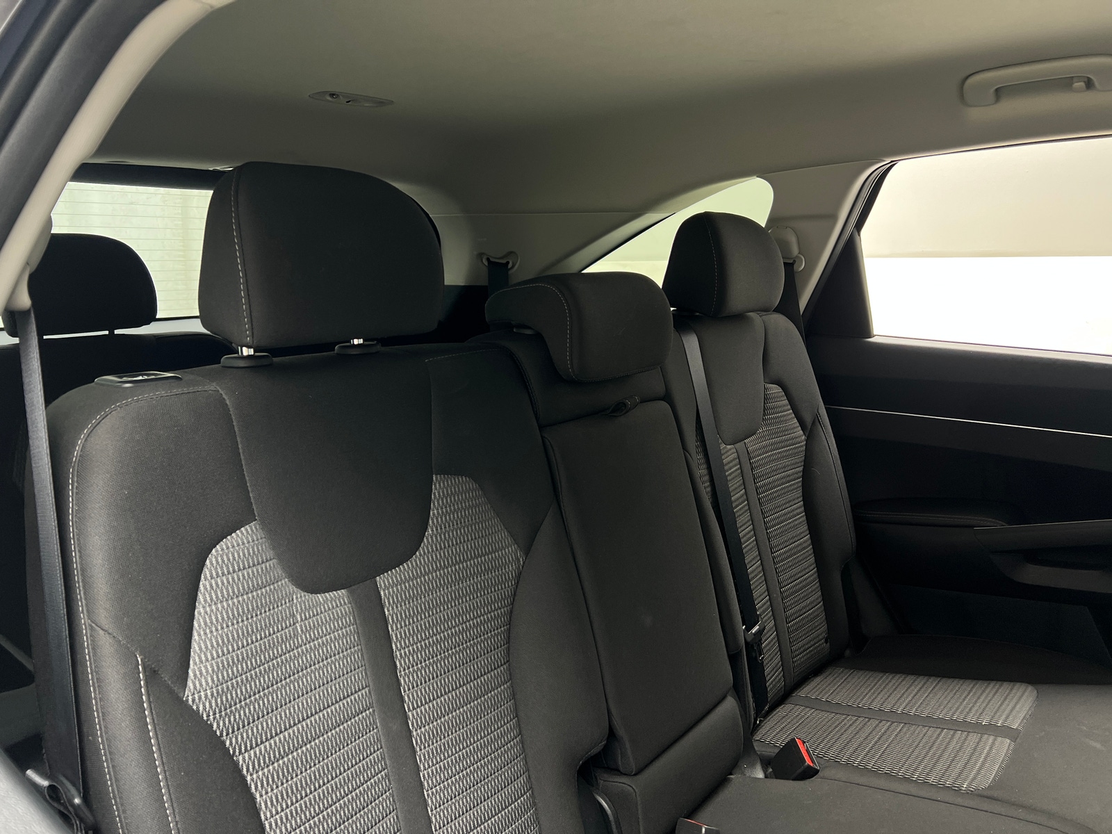 Thumbnail: 2023 Kia Sorento - 6