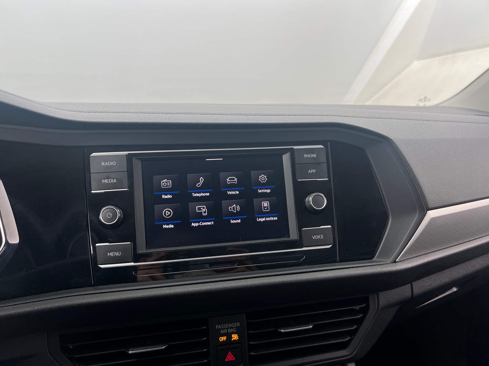 Thumbnail: 2024 Volkswagen Jetta - 4