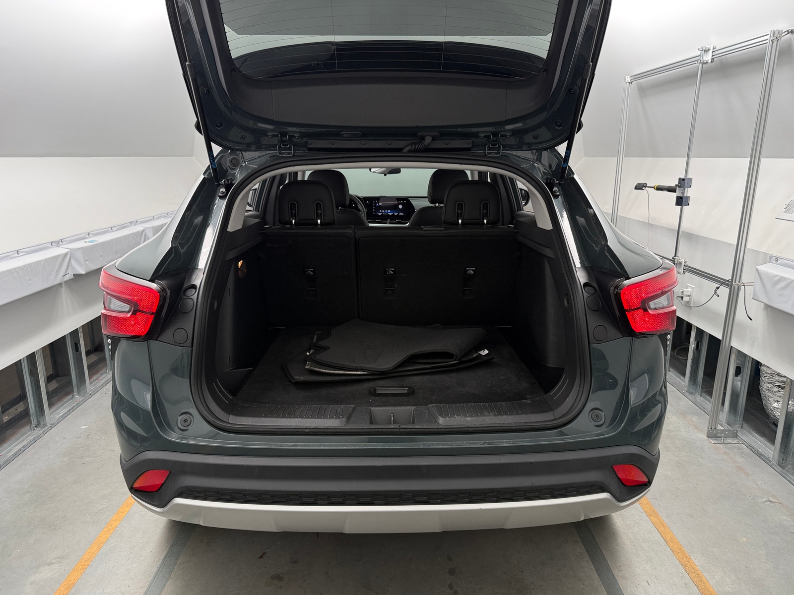 Thumbnail: 2025 Chevrolet Trax - 7