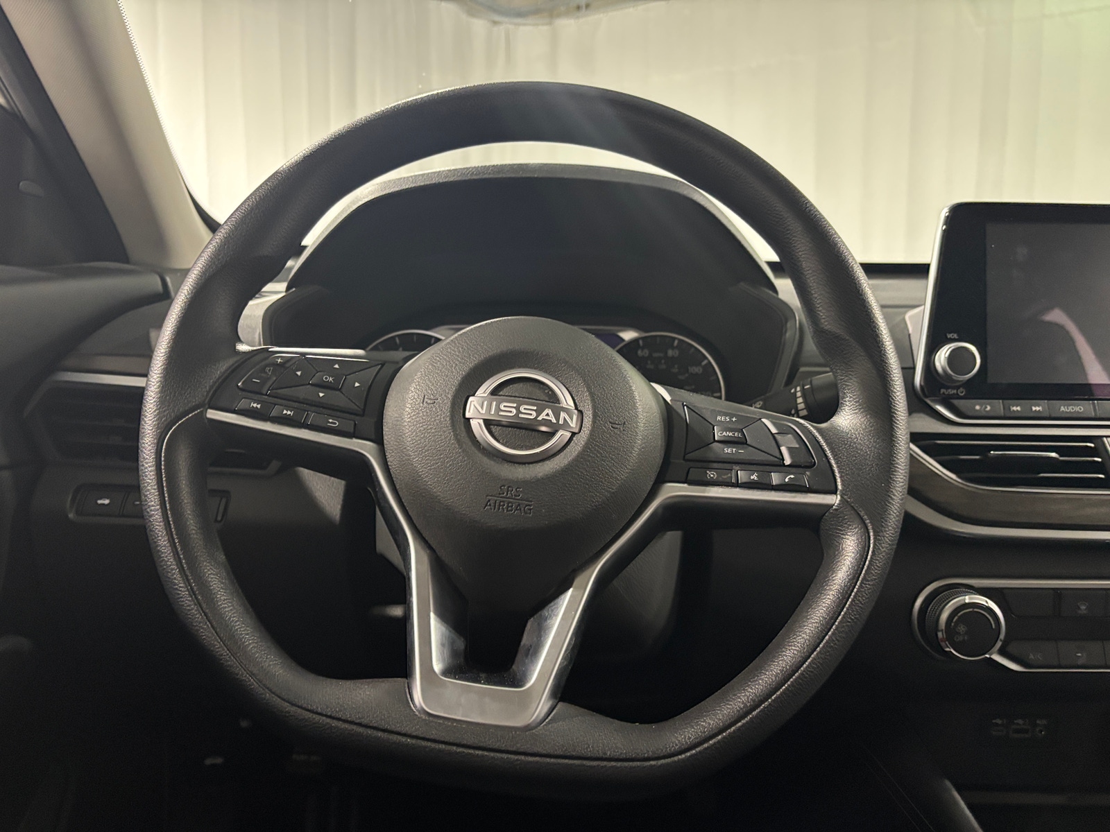 Thumbnail: 2023 Nissan Altima - 5