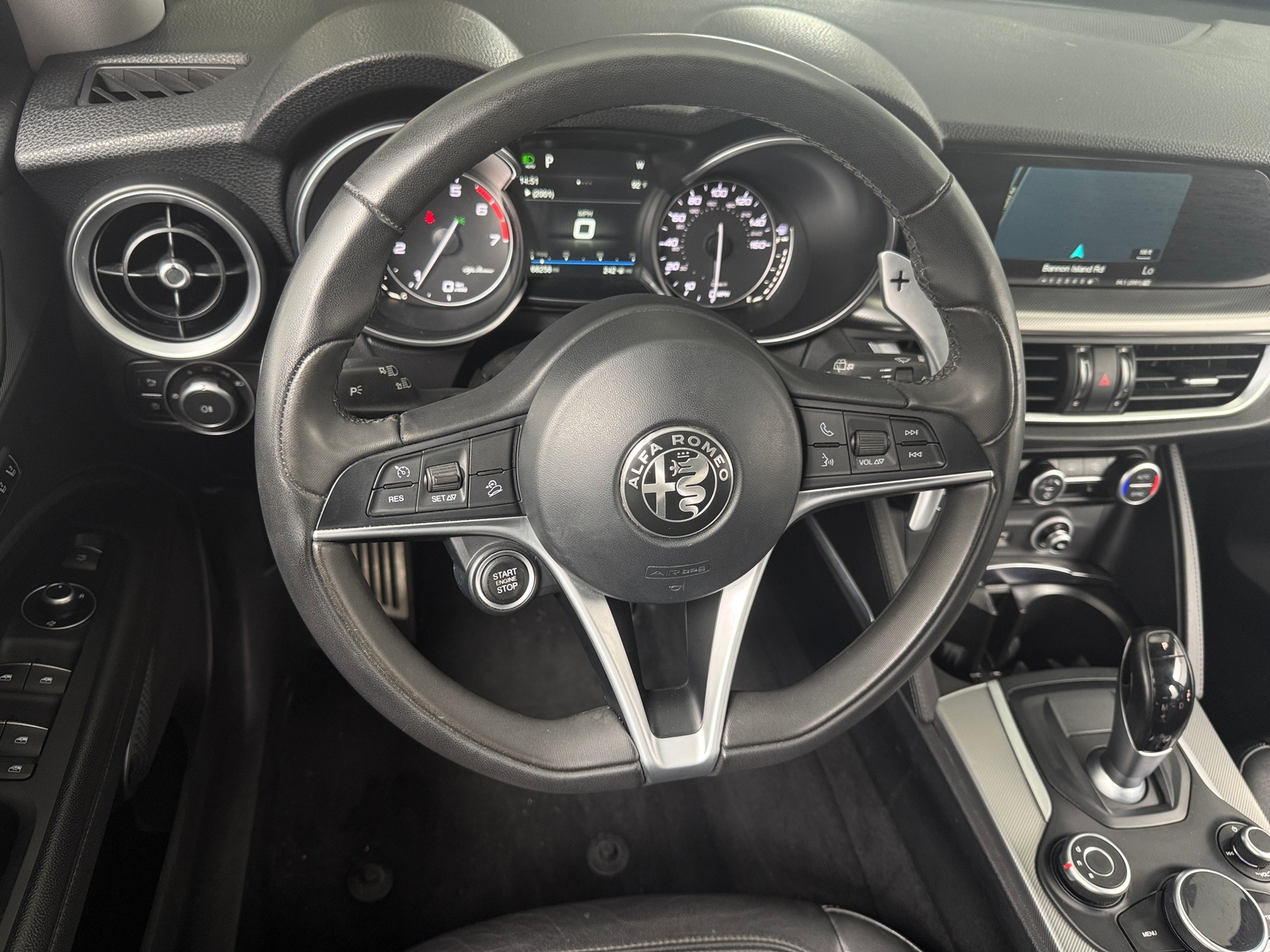Thumbnail: 2018 Alfa Romeo Stelvio - 5