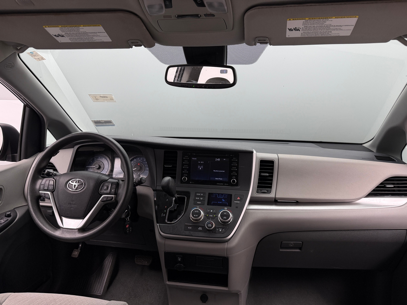 Thumbnail: 2020 Toyota Sienna - 3