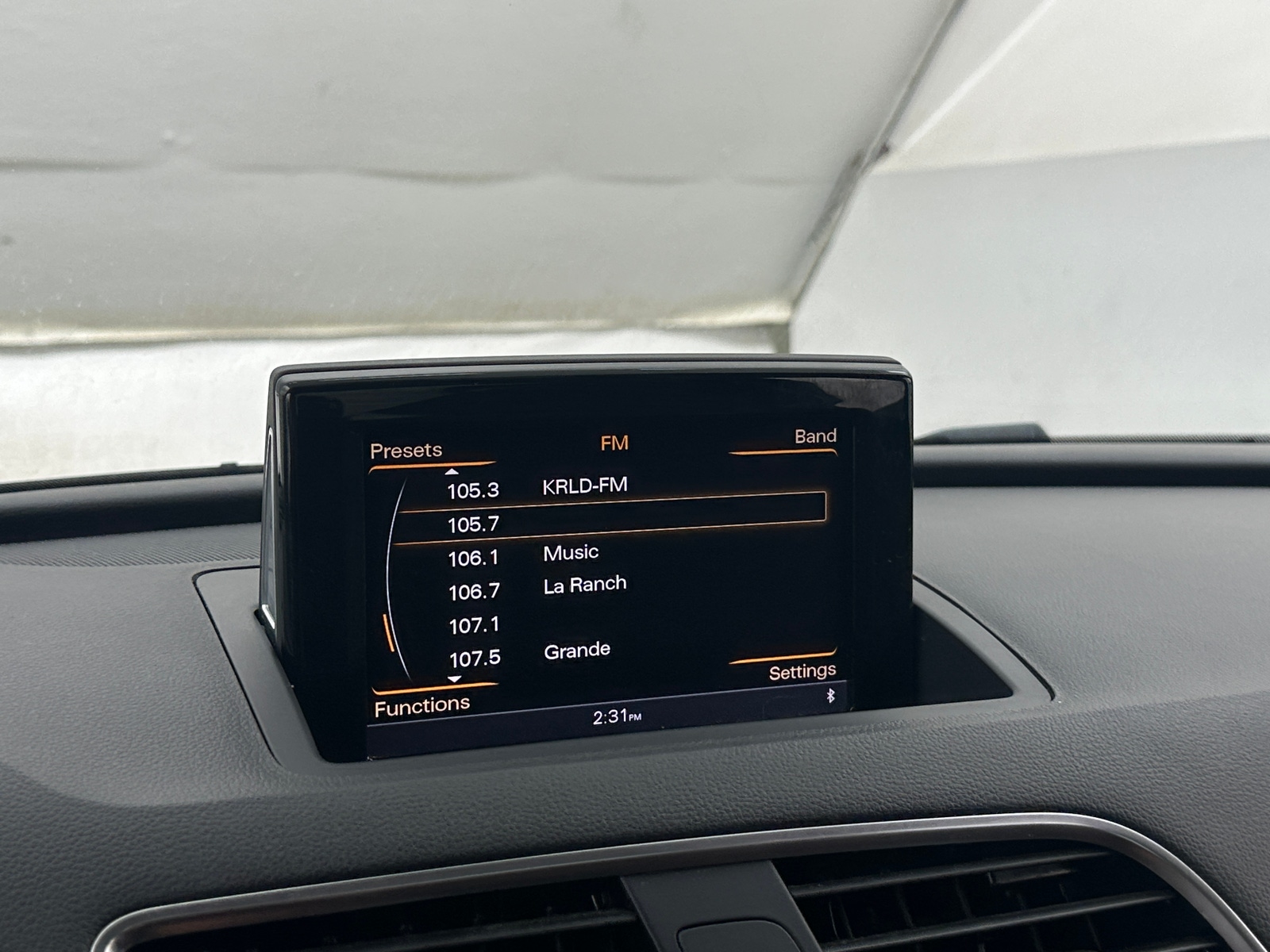 Thumbnail: 2015 Audi Q3 - 3