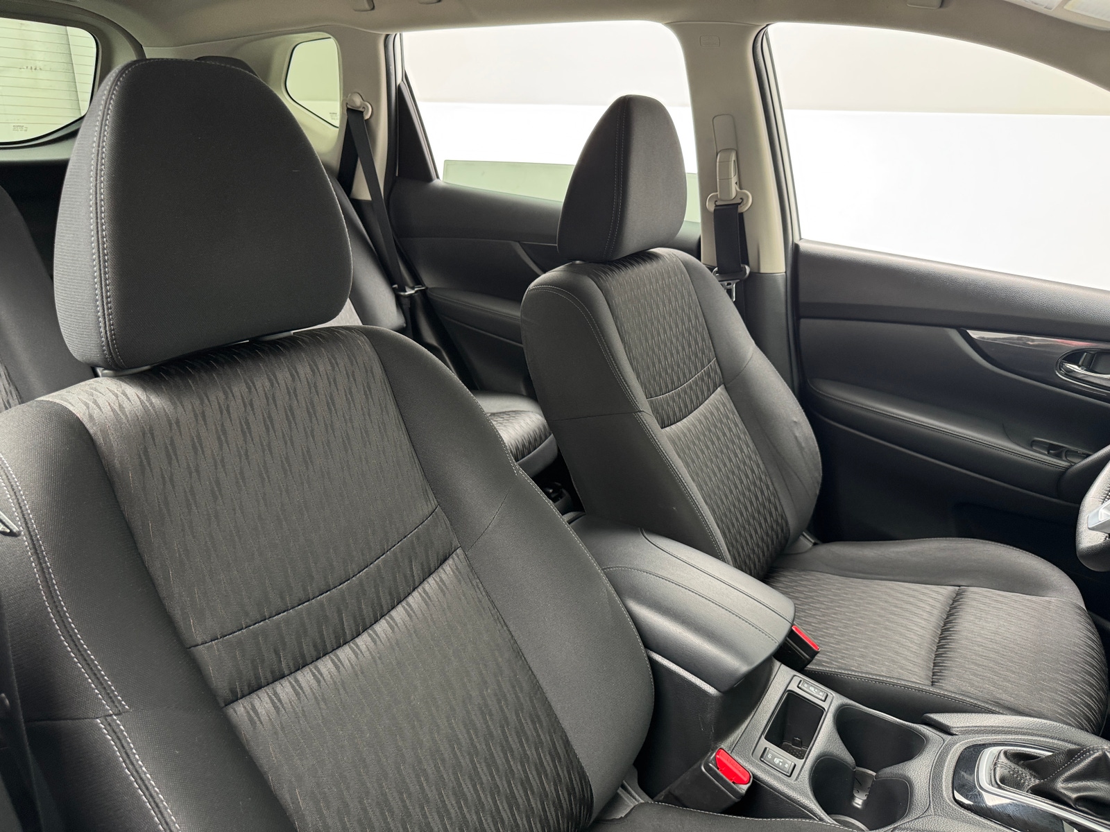 Thumbnail: 2019 Nissan Rogue - 2