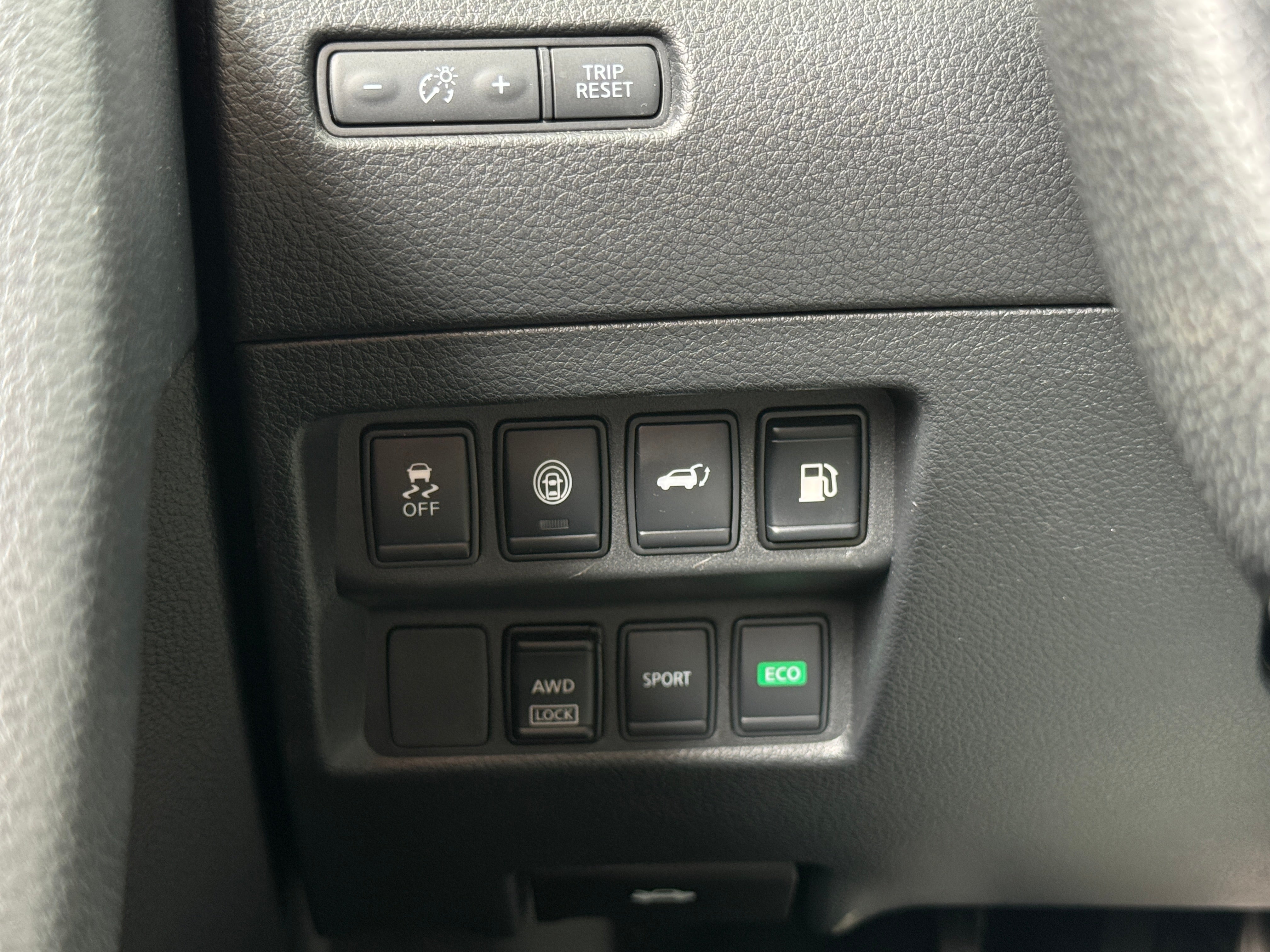 2019 Nissan Rogue SV - Photo 9