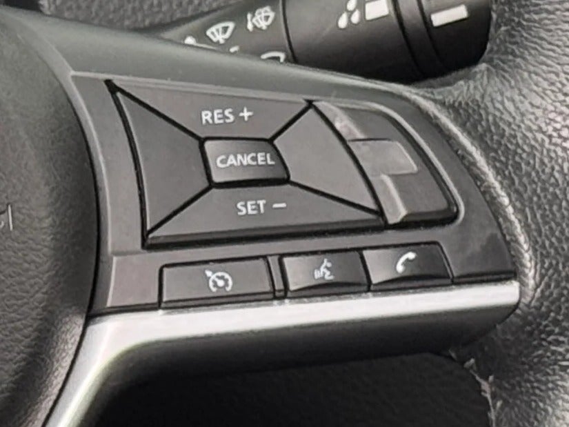 2019 Nissan Rogue SV - Photo 18