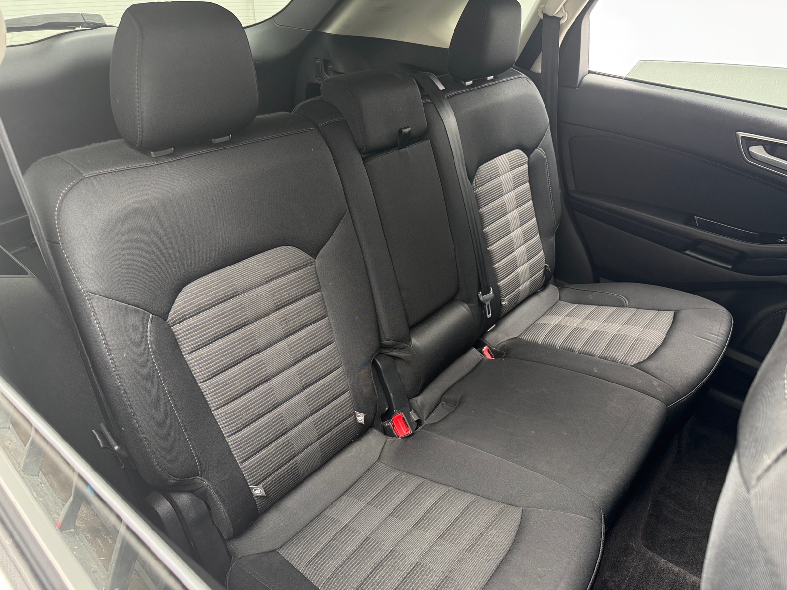 Thumbnail: 2016 Ford Edge - 6