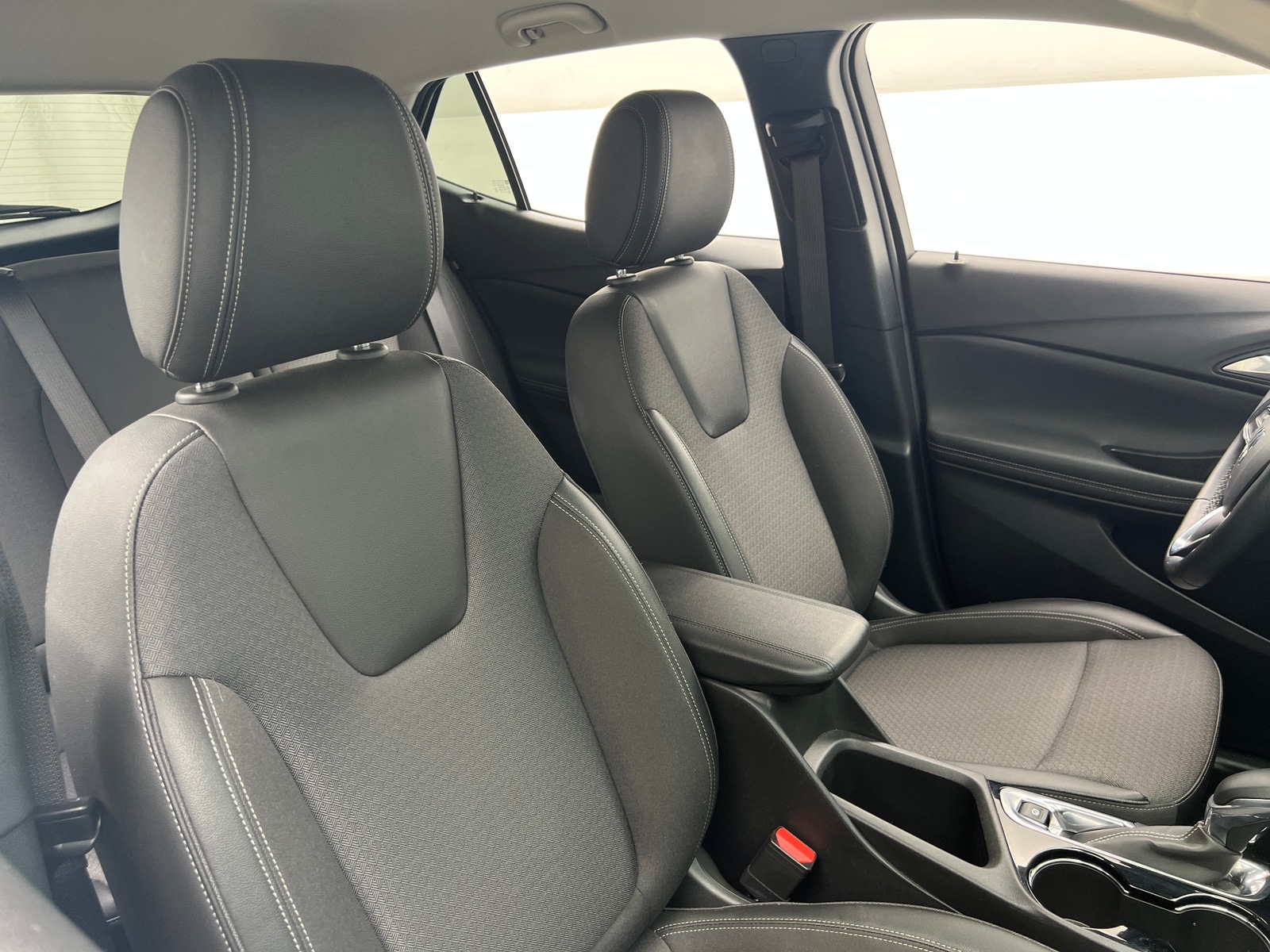 Thumbnail: 2025 Buick Encore GX - 2