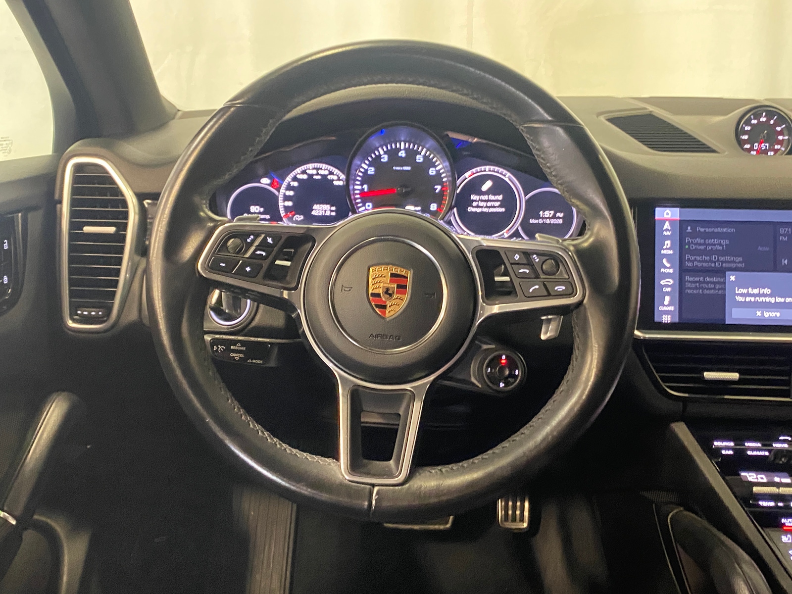 Thumbnail: 2020 Porsche  - 4