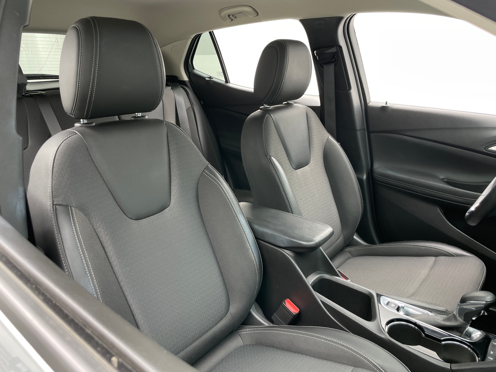 Thumbnail: 2025 Buick Encore GX - 2