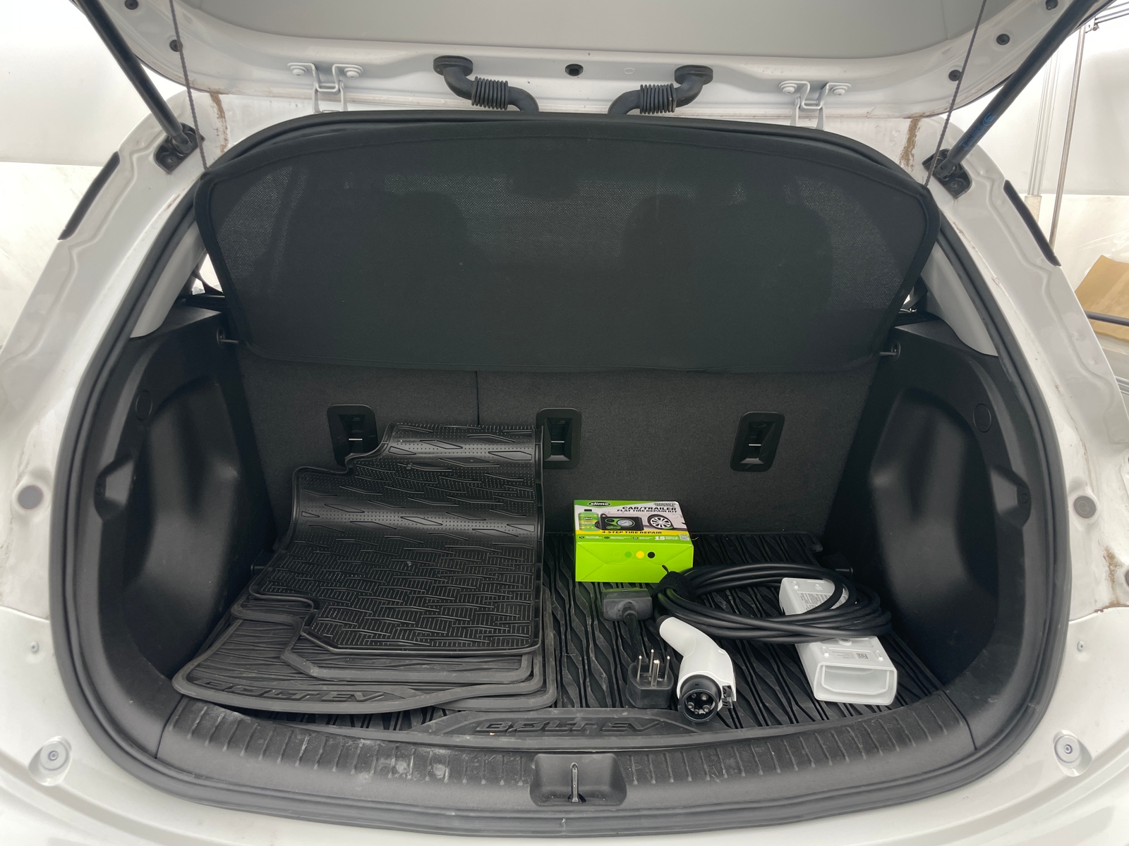 Thumbnail: 2023 Chevrolet Bolt EV - 6