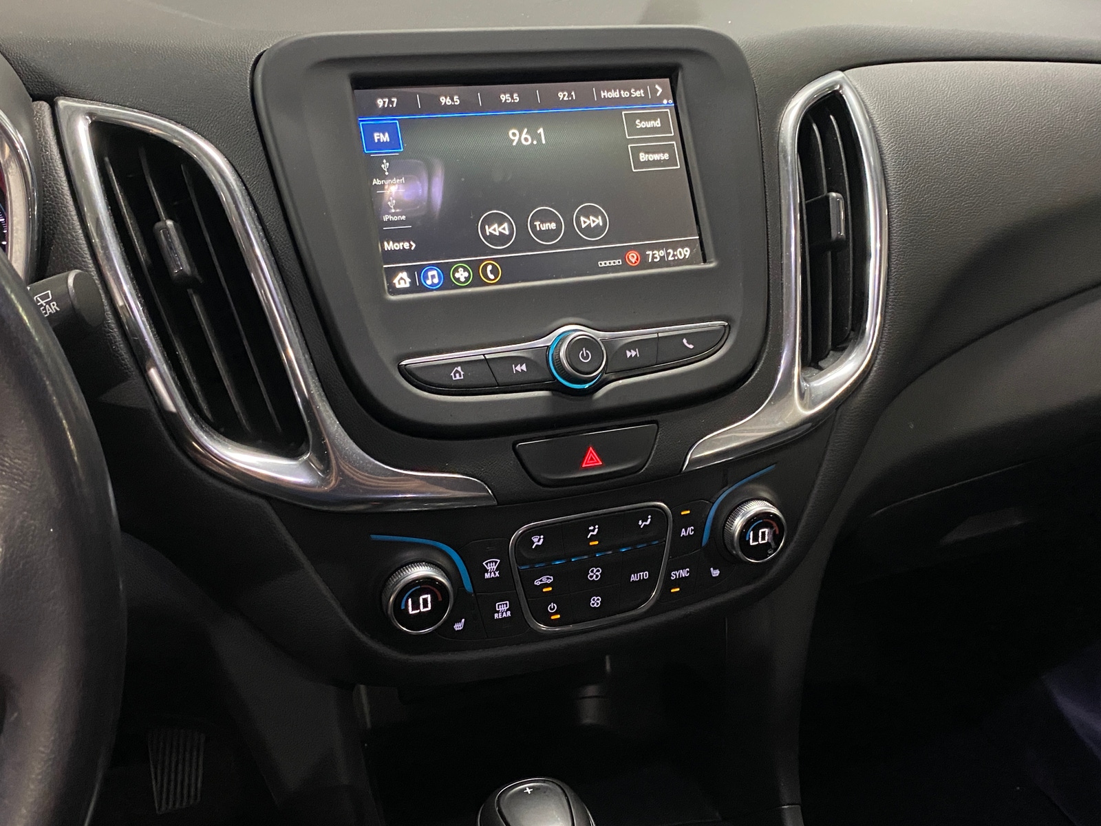 Thumbnail: 2019 Chevrolet Equinox - 4