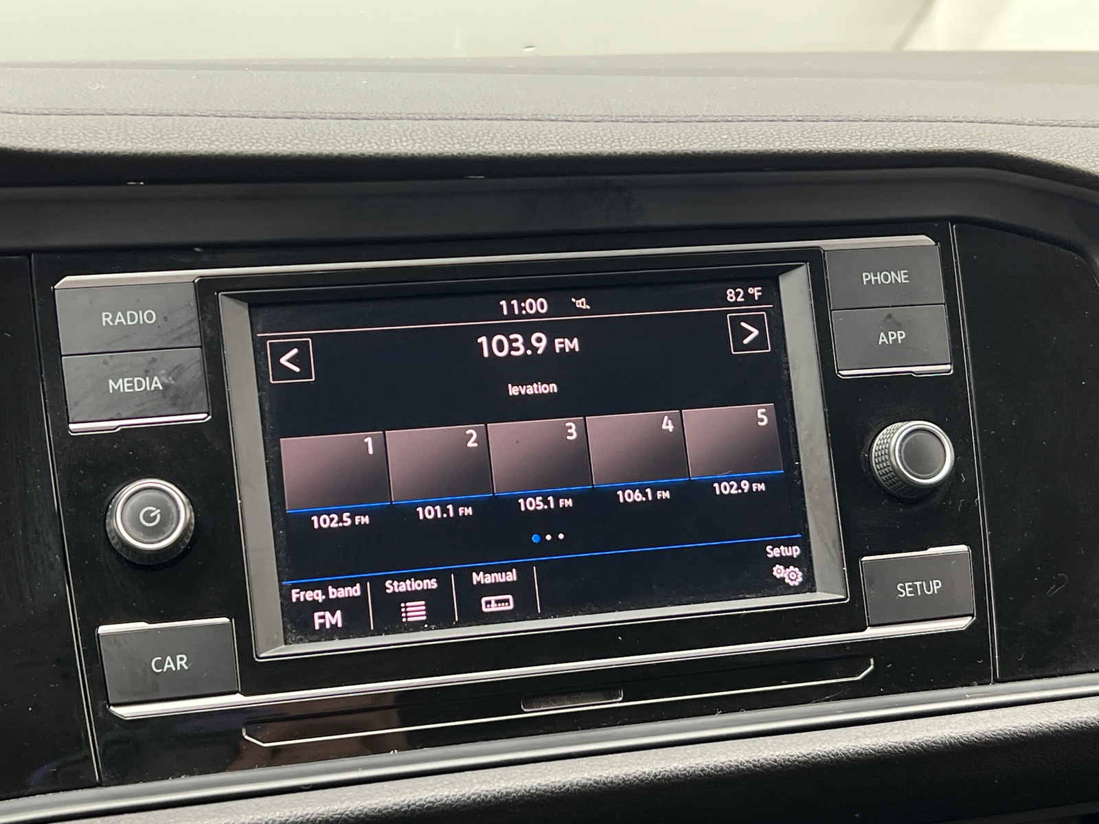 Thumbnail: 2019 Volkswagen Jetta - 4