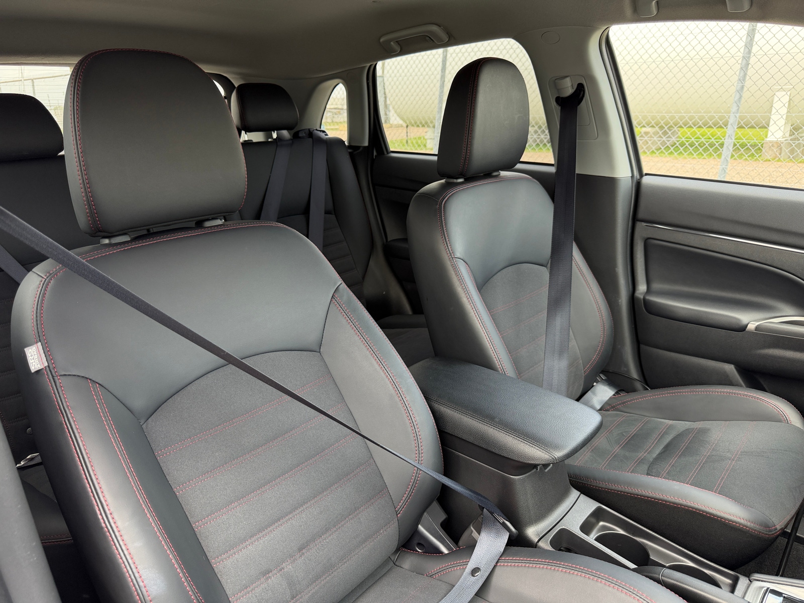 Thumbnail: 2025 Mitsubishi Outlander Sport - 2