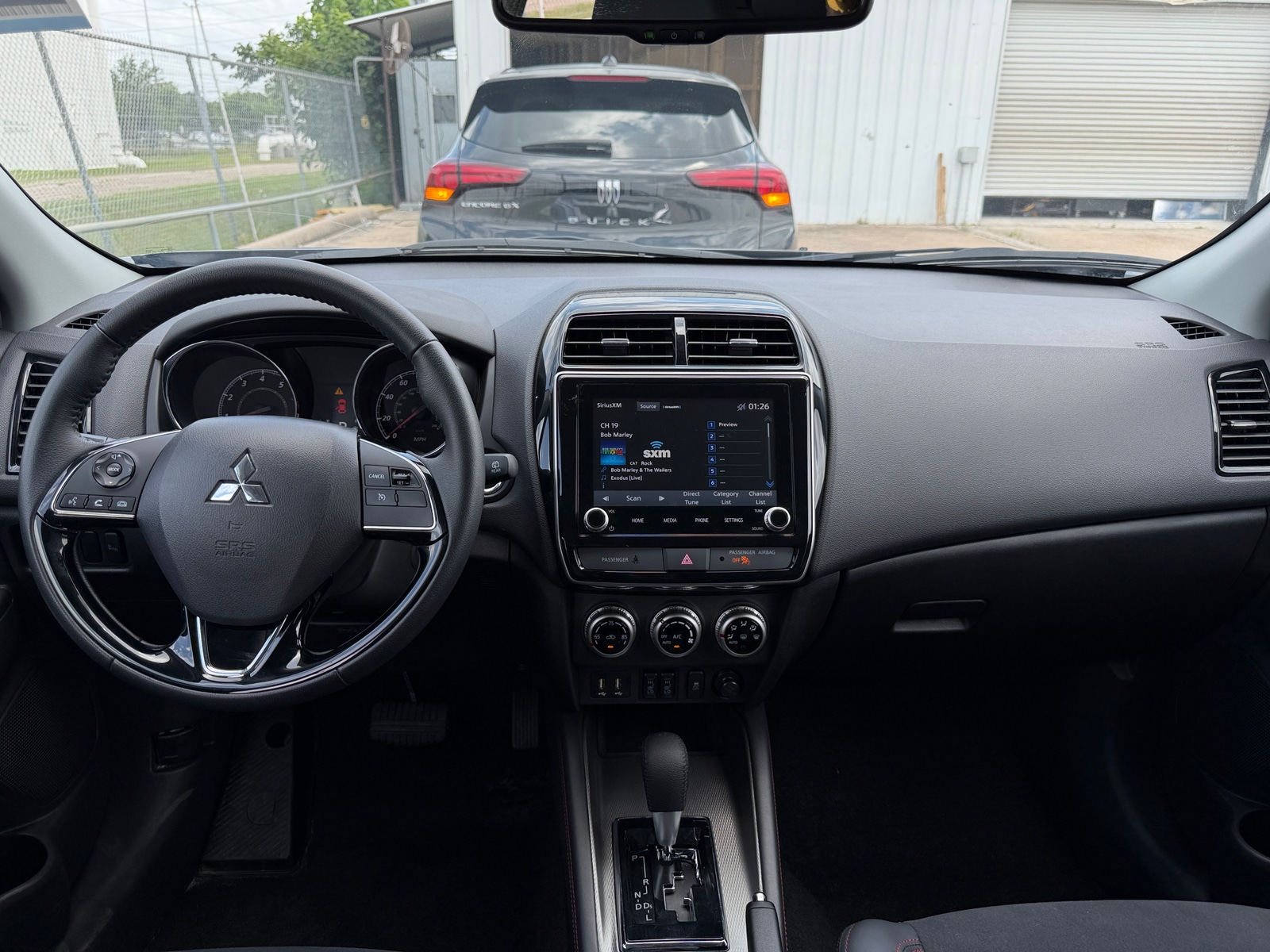 Thumbnail: 2025 Mitsubishi Outlander Sport - 3
