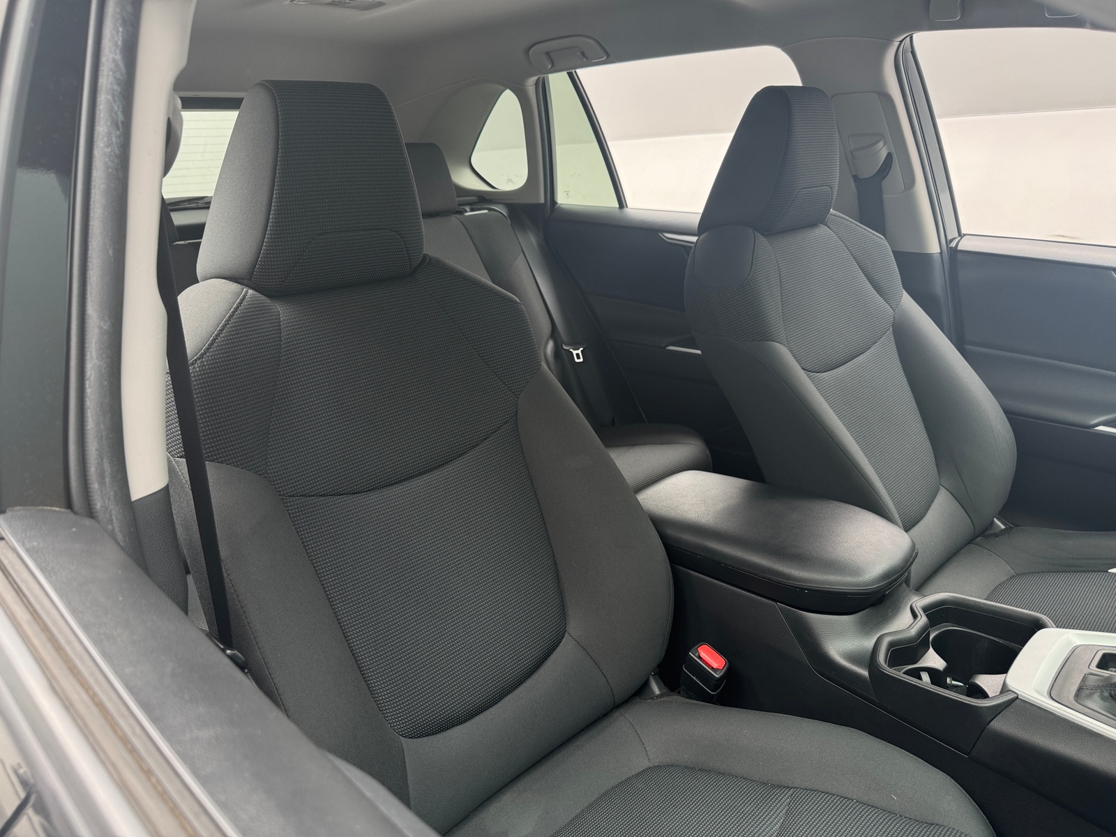 Thumbnail: 2021 Toyota RAV4 - 2