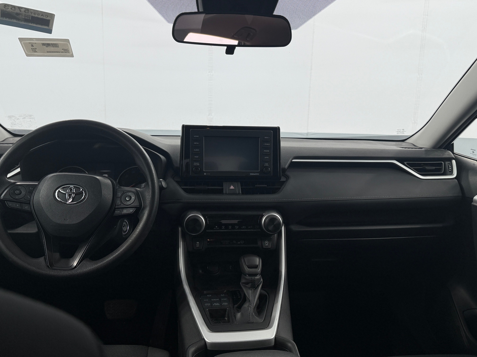 Thumbnail: 2021 Toyota RAV4 - 3