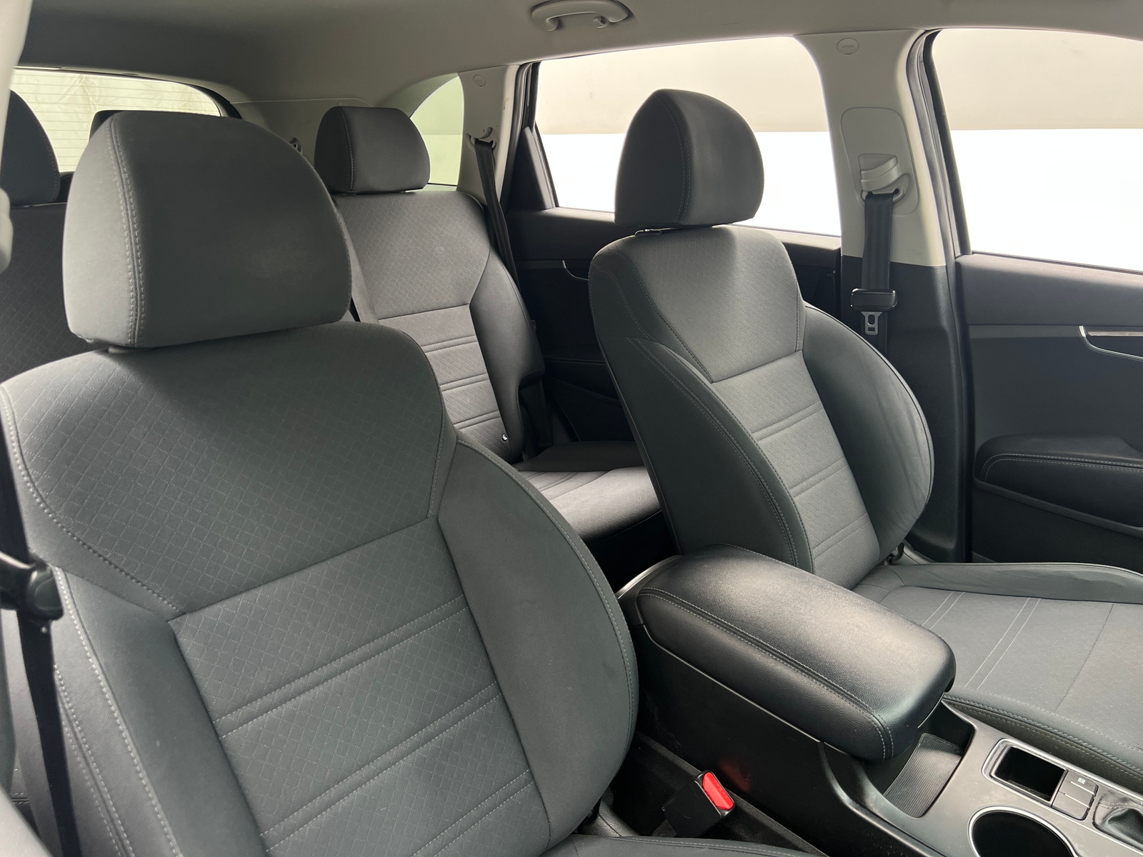 Thumbnail: 2019 Kia Sorento - 2