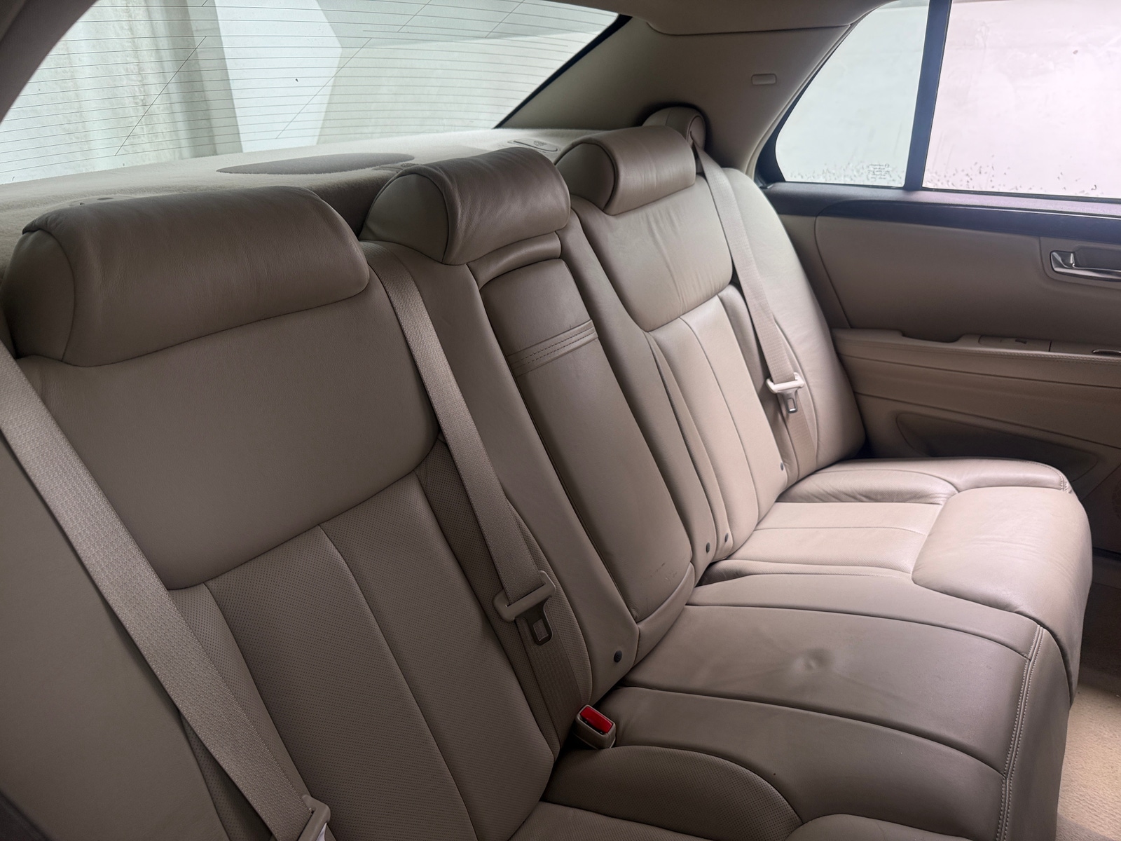 Thumbnail: 2011 Cadillac DTS - 5