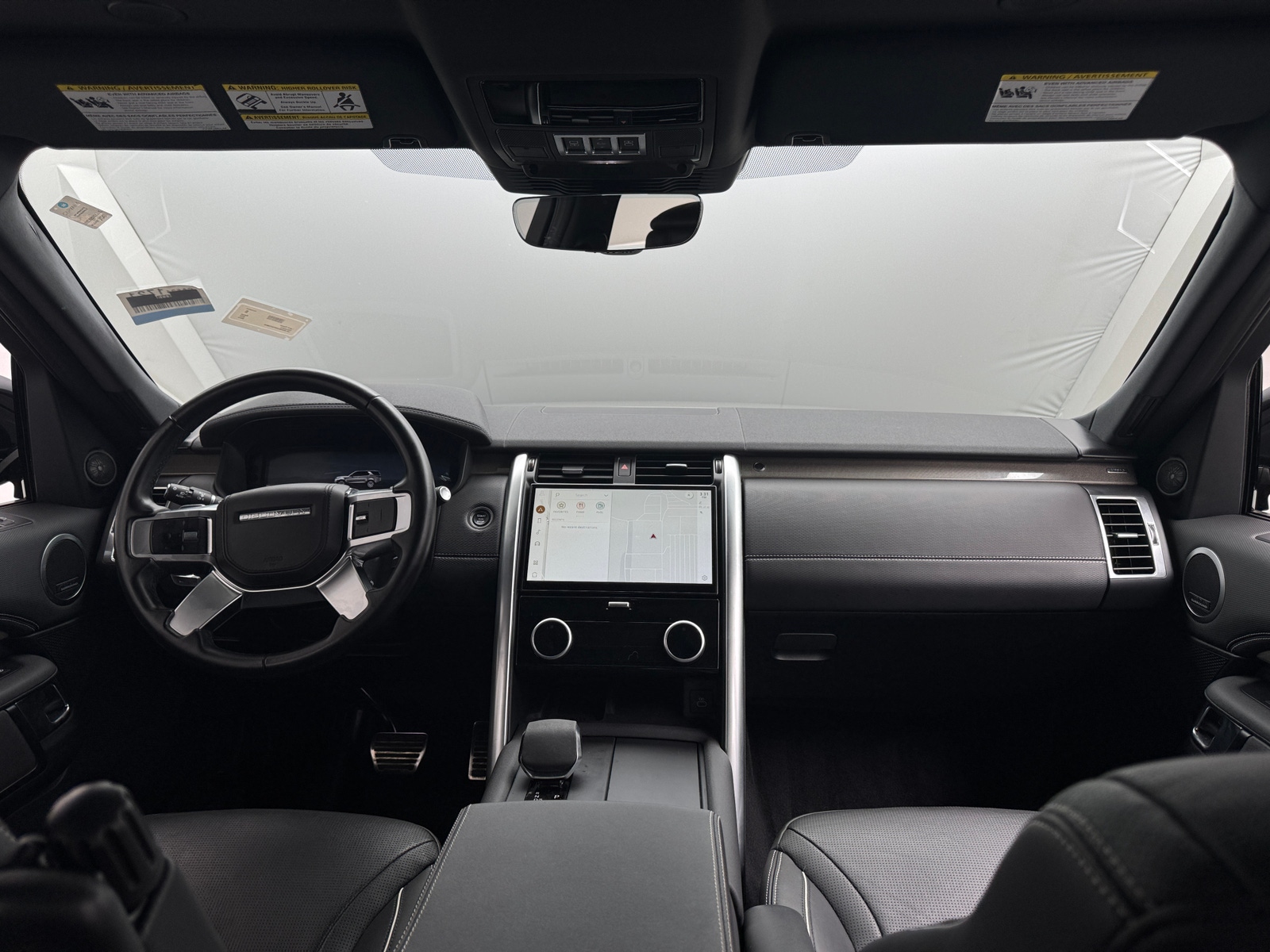 Thumbnail: 2023 Land Rover Discovery - 2