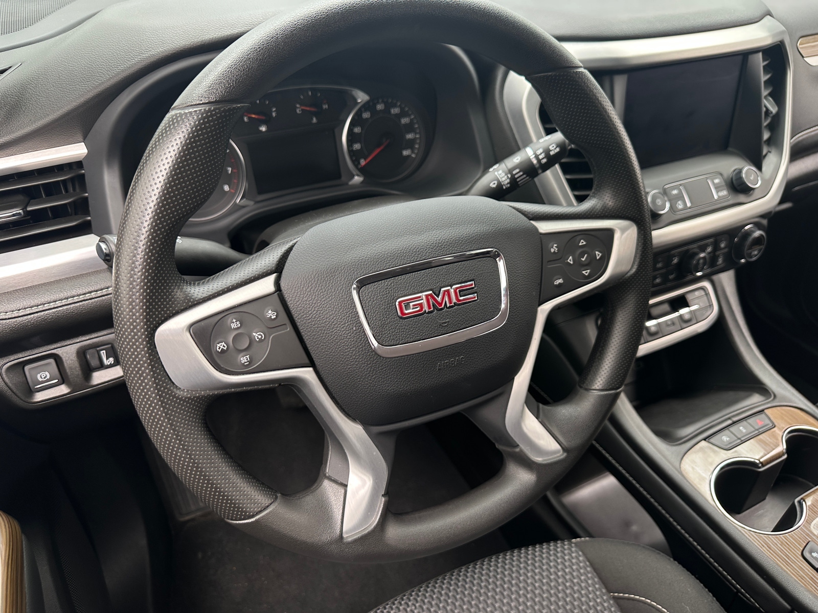 Thumbnail: 2023 GMC Acadia - 5