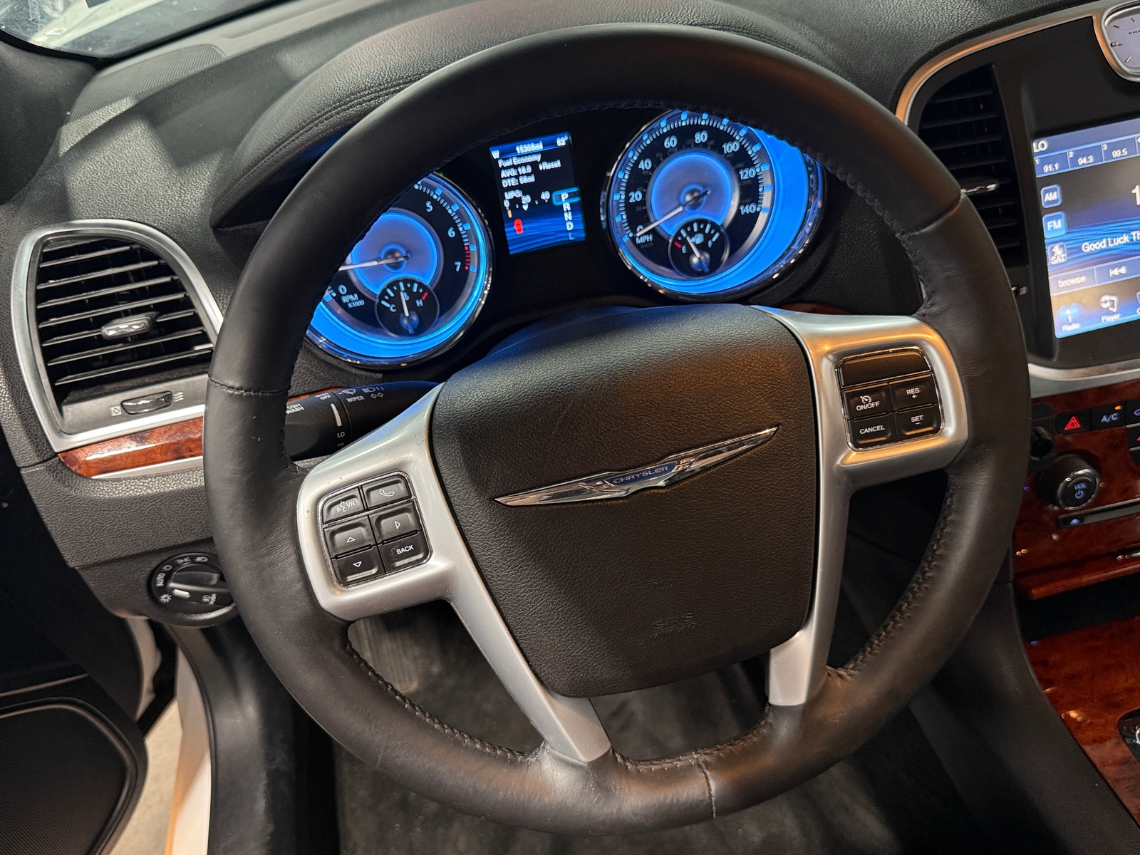 Thumbnail: 2014 Chrysler 300 - 4