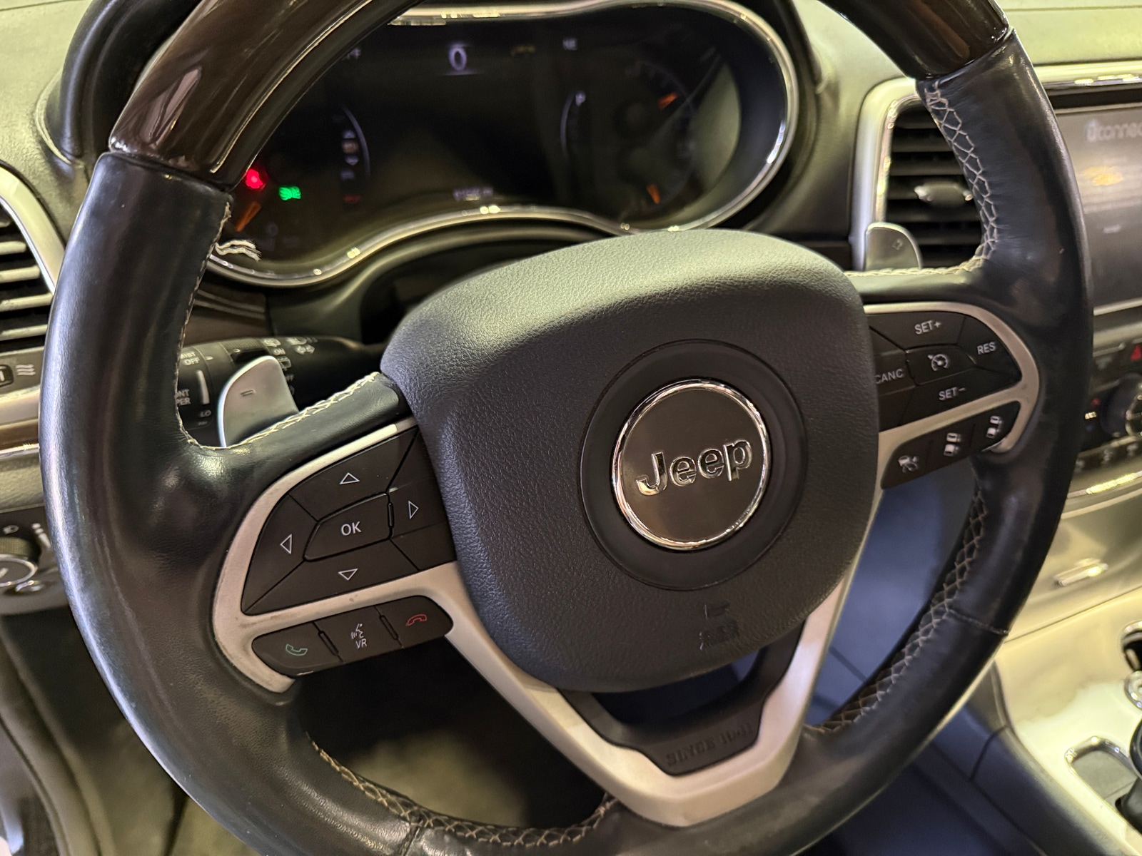 Thumbnail: 2014 Jeep Grand Cherokee - 4
