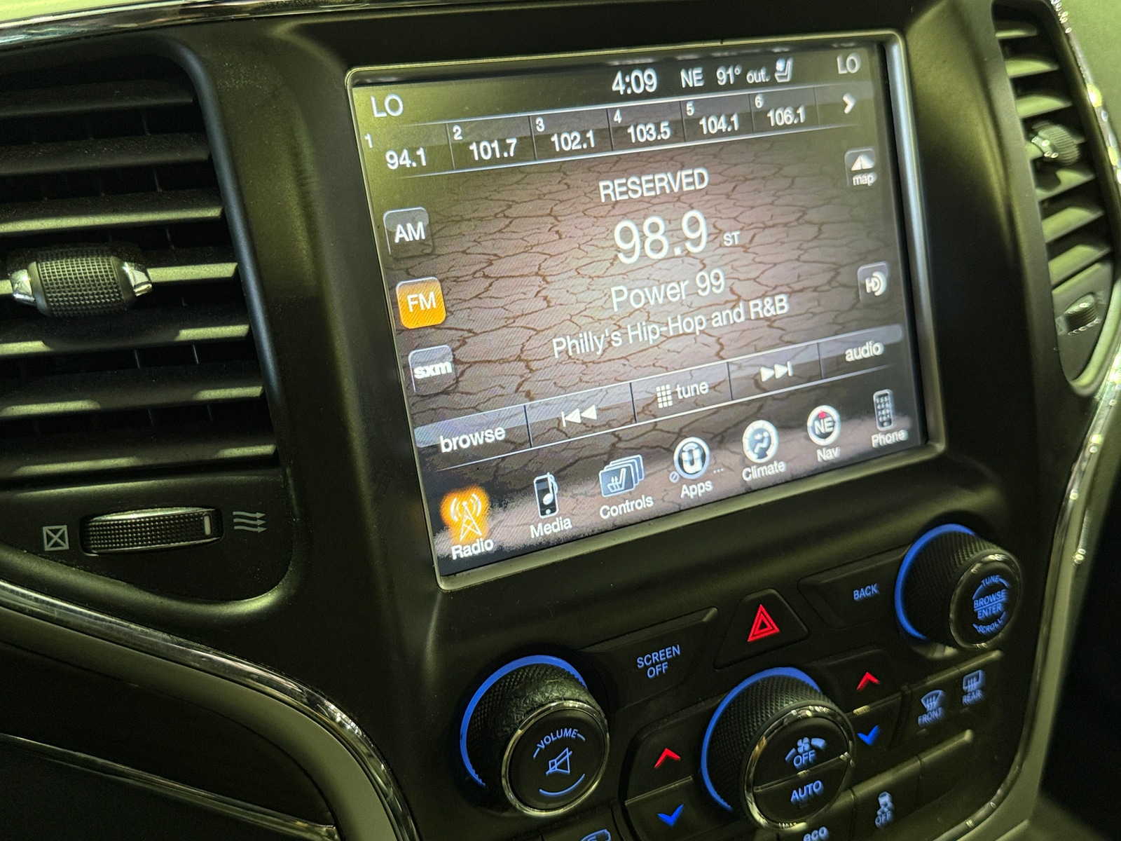 Thumbnail: 2014 Jeep Grand Cherokee - 3