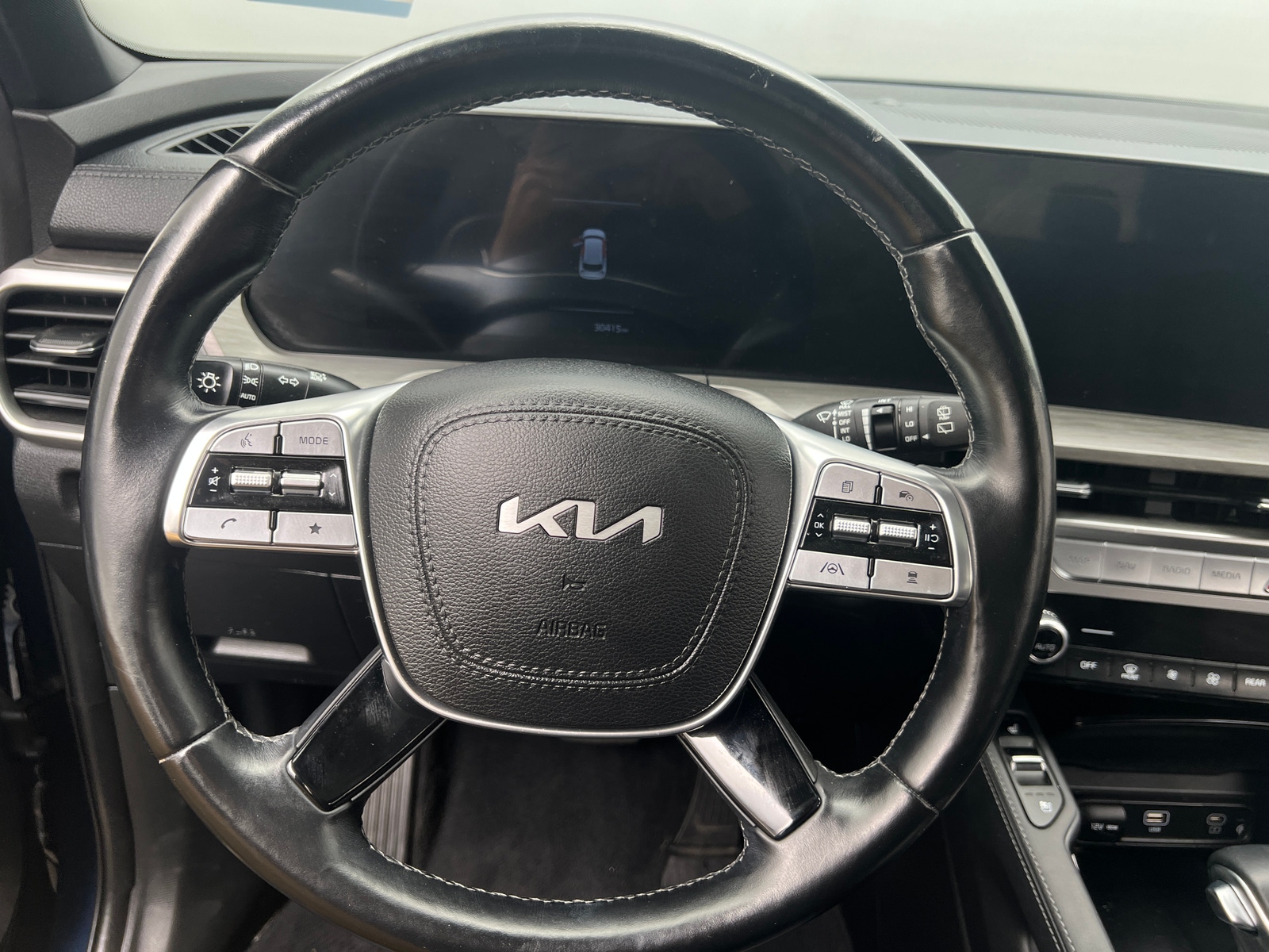 Thumbnail: 2023 Kia Telluride - 4