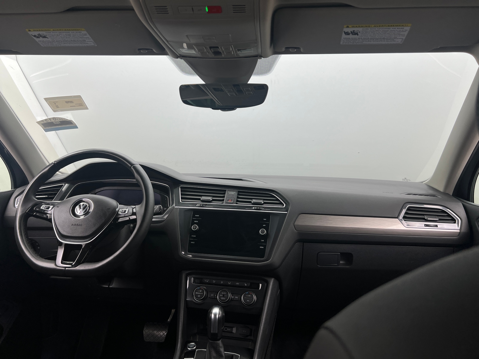 Thumbnail: 2020 Volkswagen Tiguan - 2